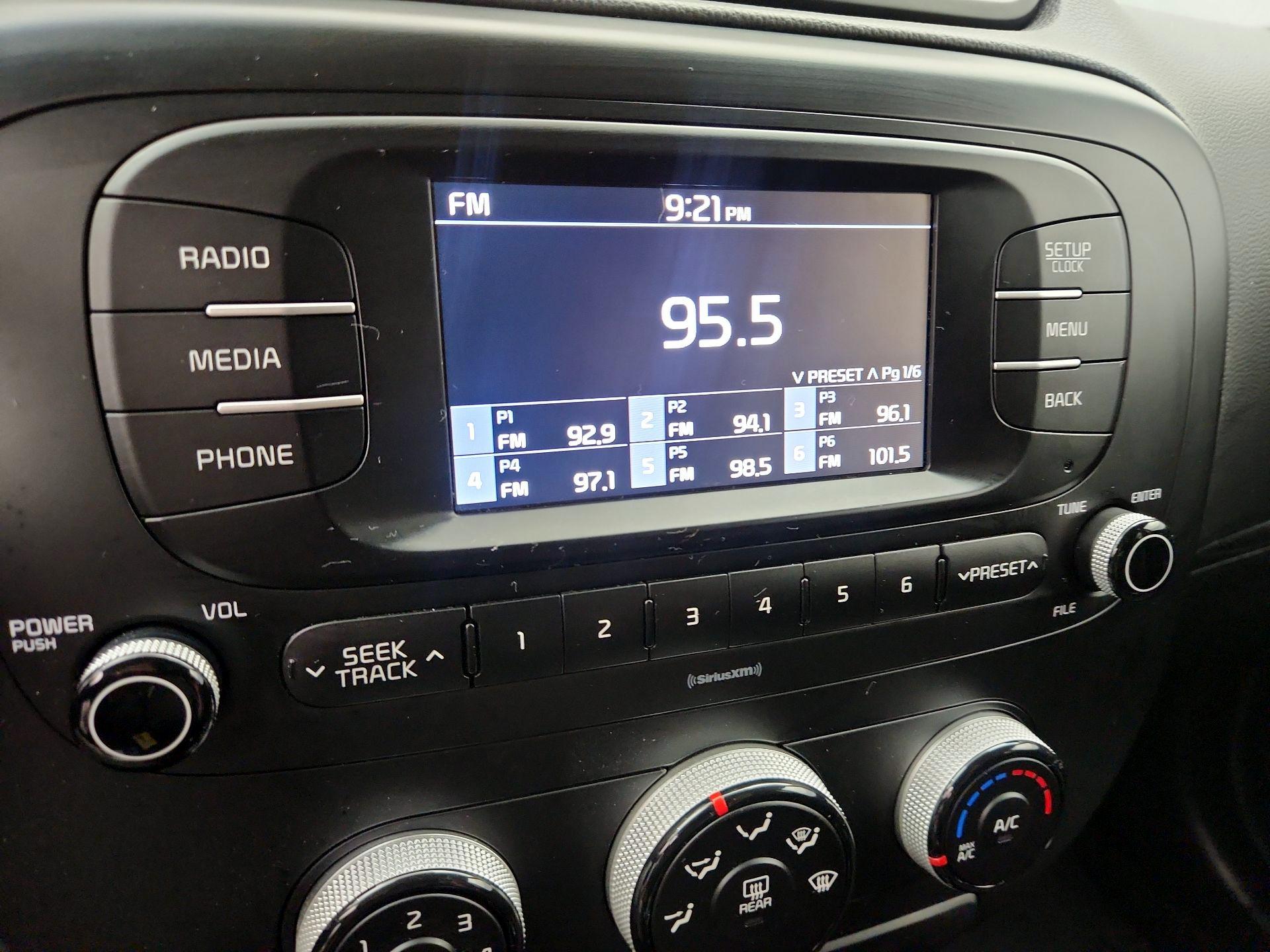 Thumbnail: 2018 Kia Soul - 14