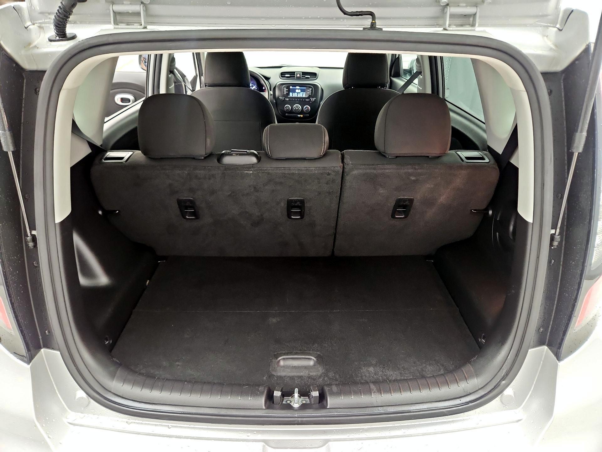 Thumbnail: 2018 Kia Soul - 18