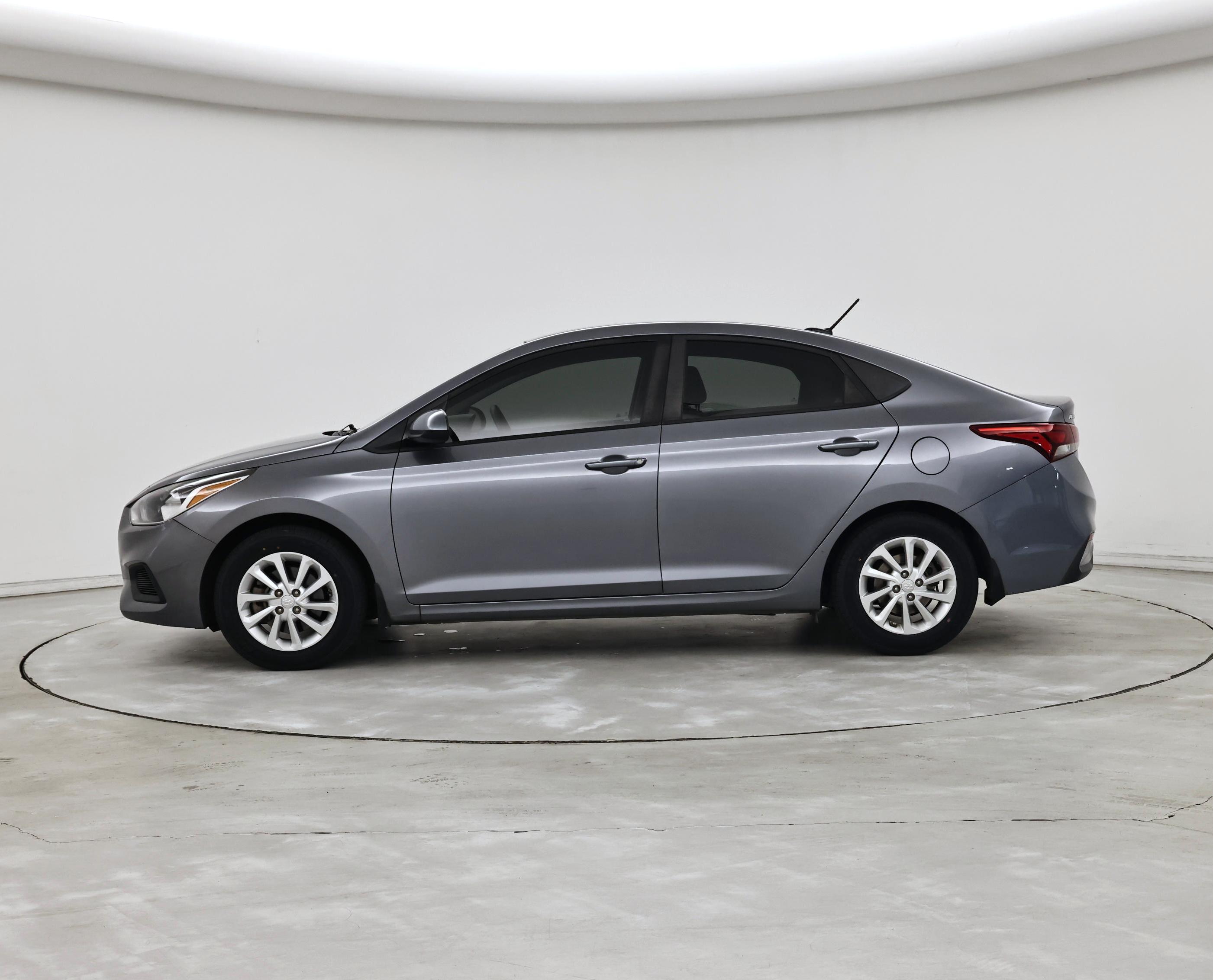 Thumbnail: 2018 Hyundai Accent - 3