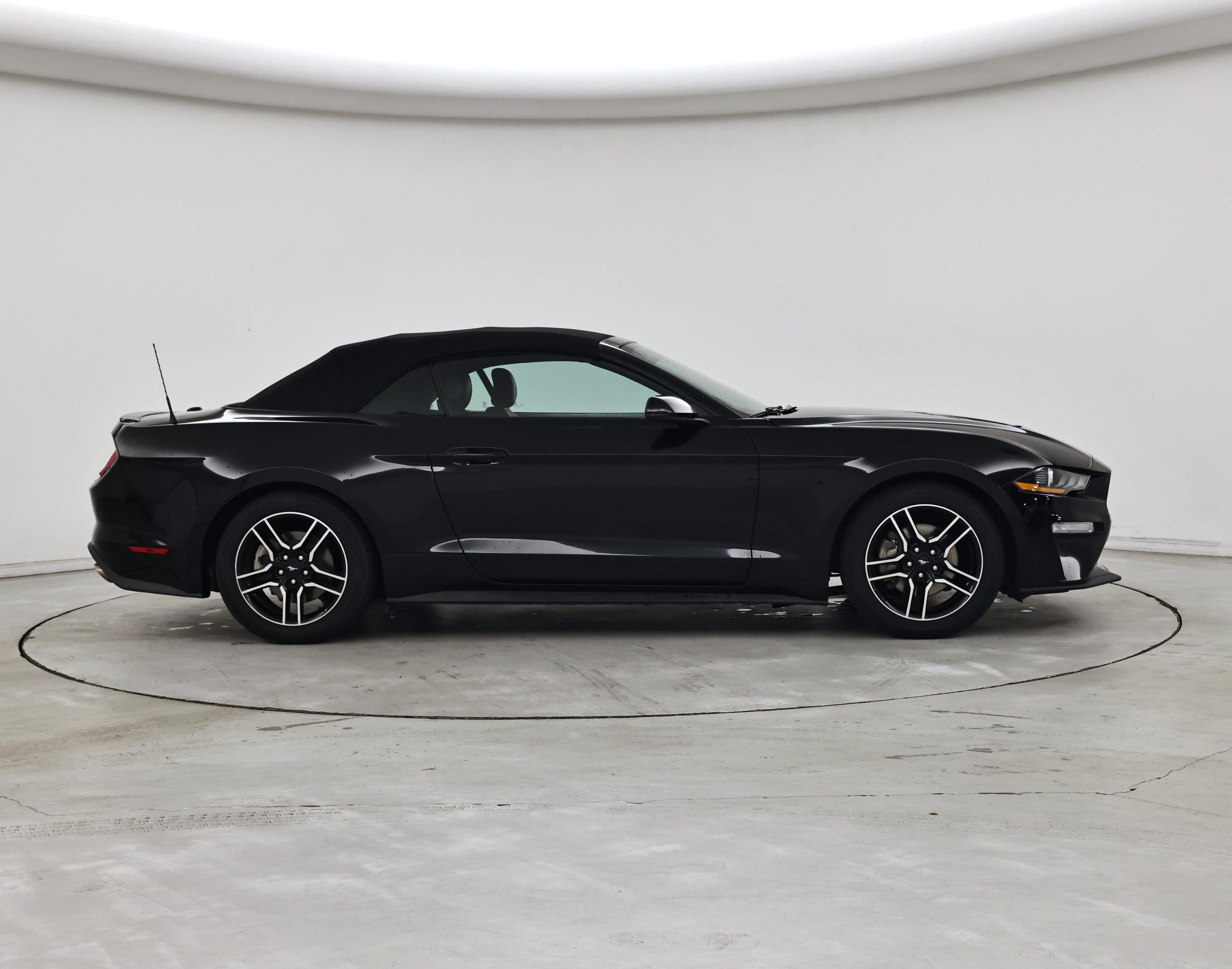 Thumbnail: 2020 Ford Mustang - 7