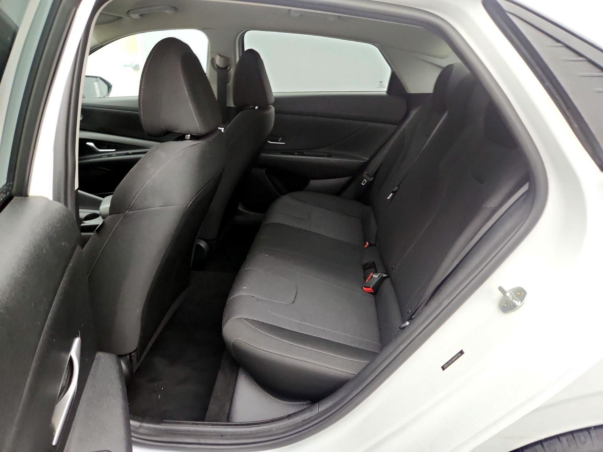 Thumbnail: 2021 Hyundai Elantra - 19