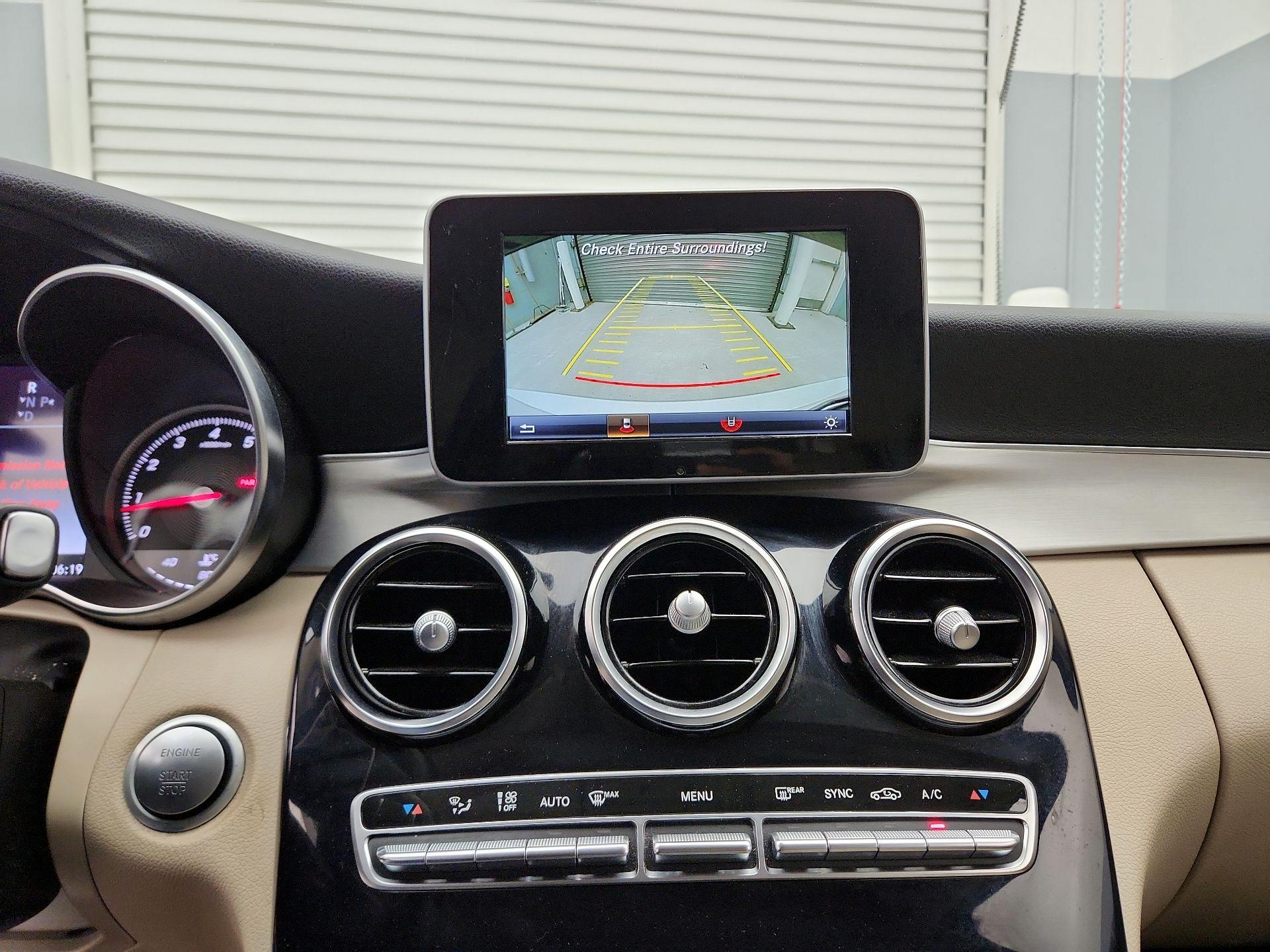 Thumbnail: 2016 Mercedes-Benz C-Class - 15