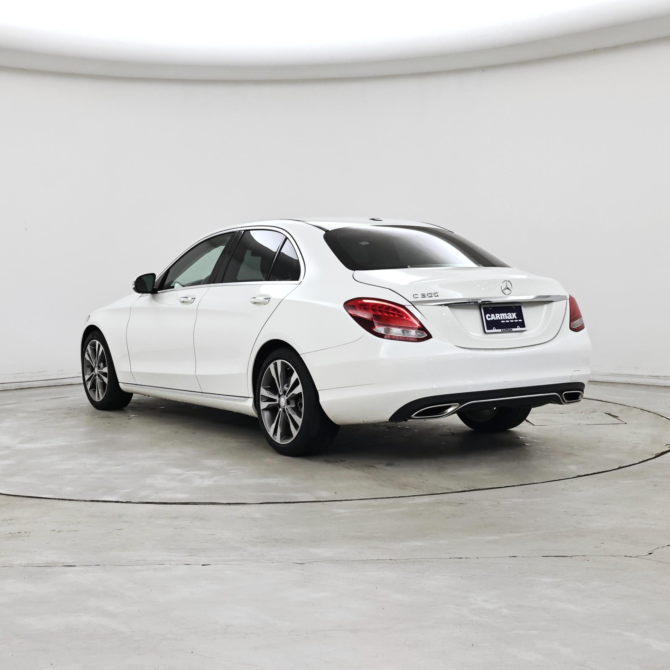 Thumbnail: 2016 Mercedes-Benz C-Class - 2