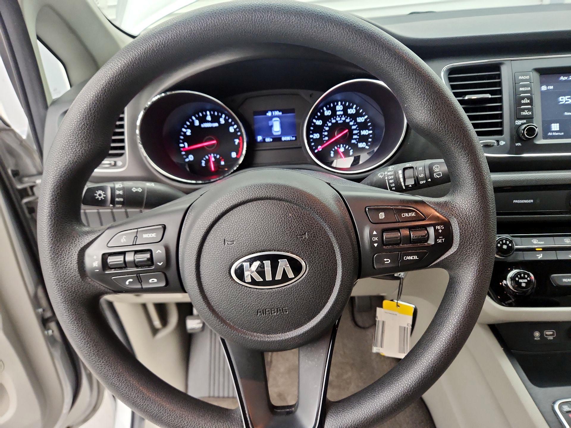 Thumbnail: 2019 Kia Sedona - 10