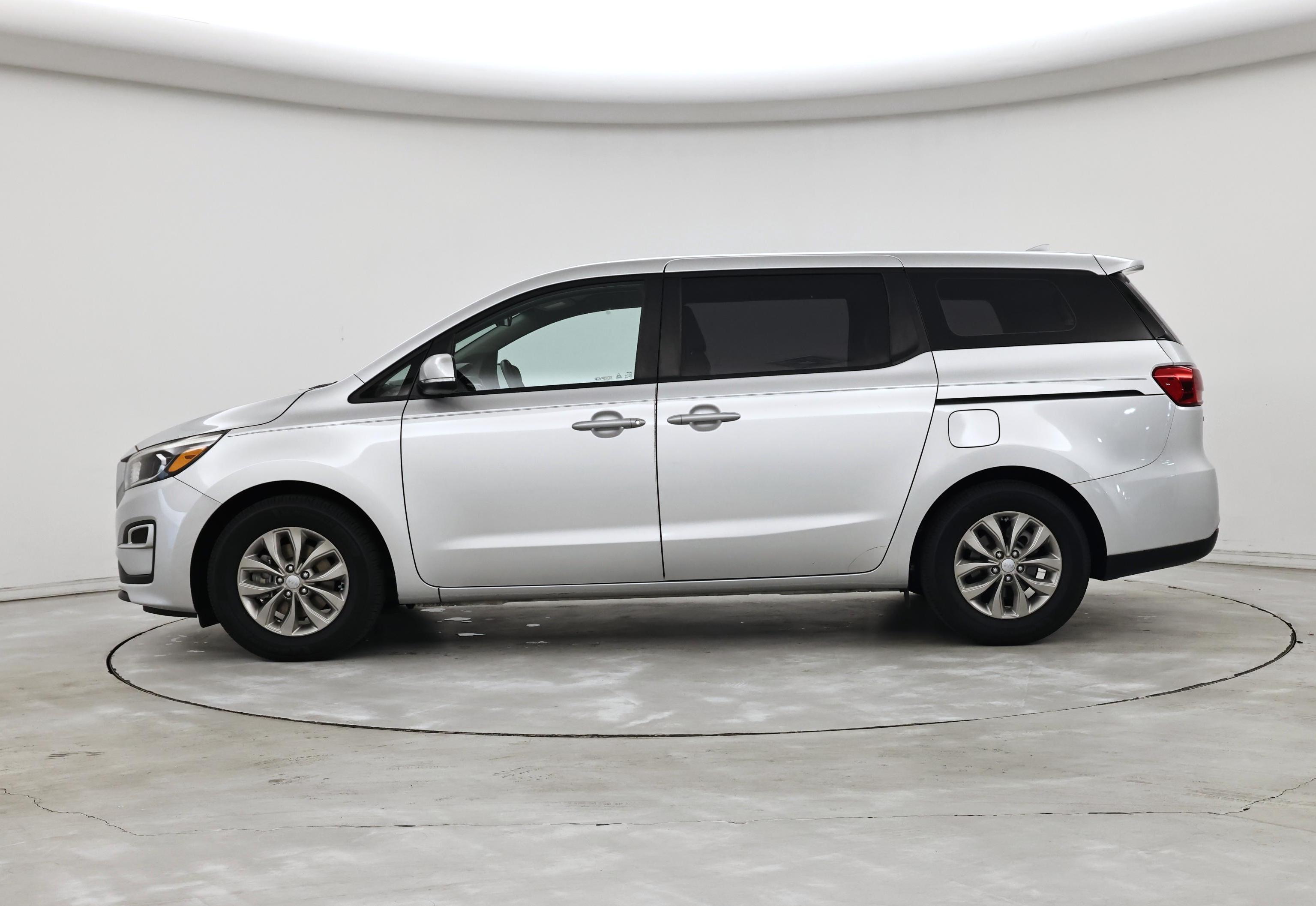 Thumbnail: 2019 Kia Sedona - 3