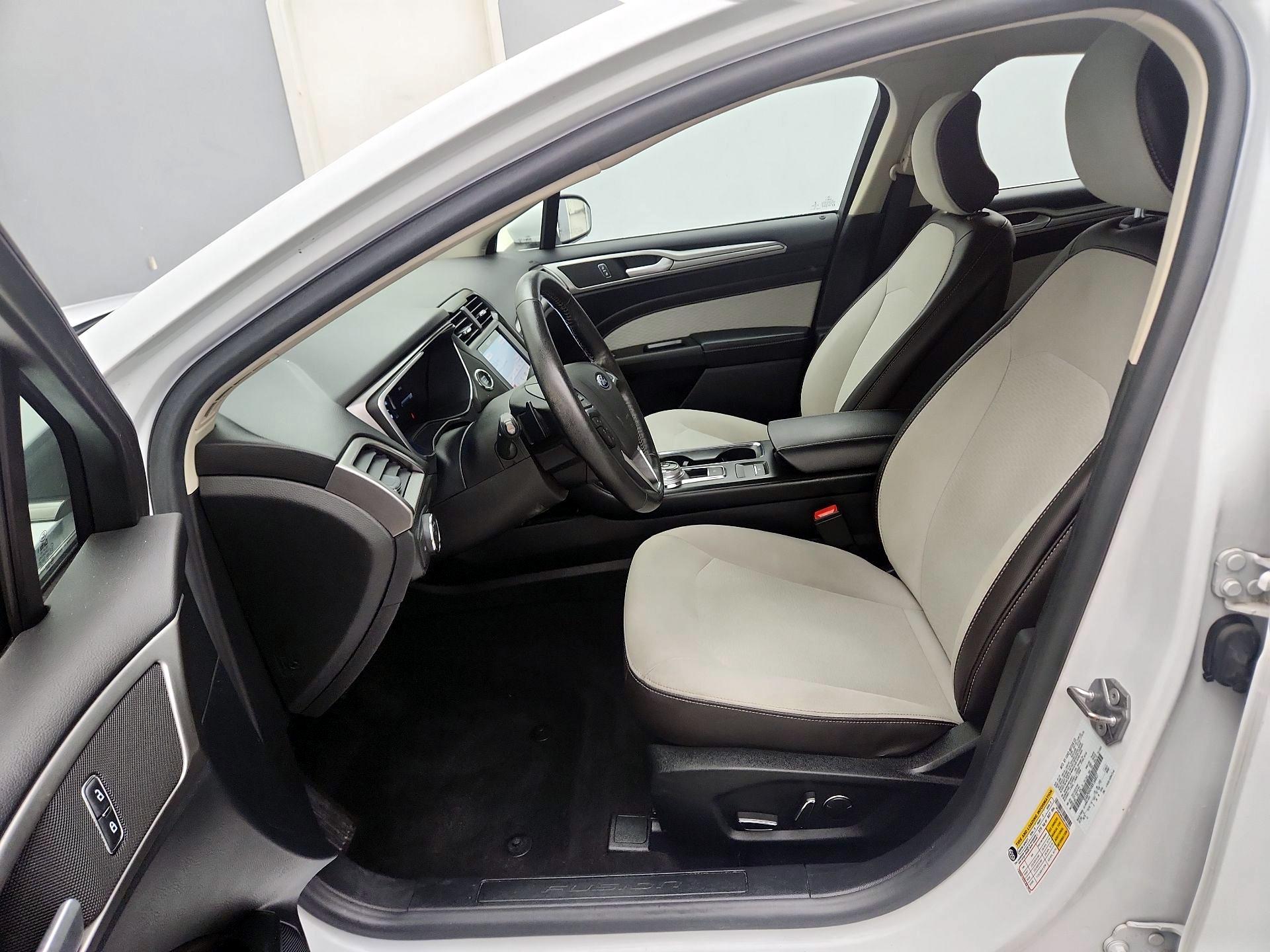 Thumbnail: 2019 Ford Fusion - 11