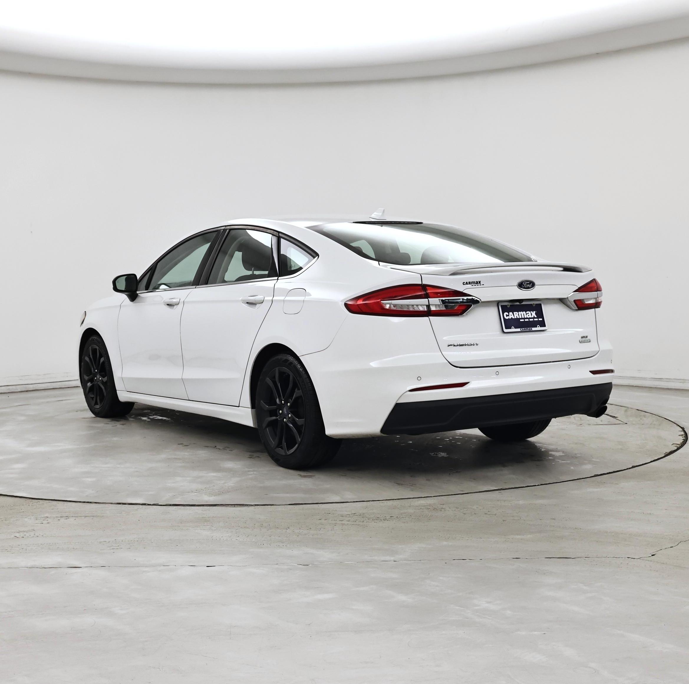 Thumbnail: 2019 Ford Fusion - 2