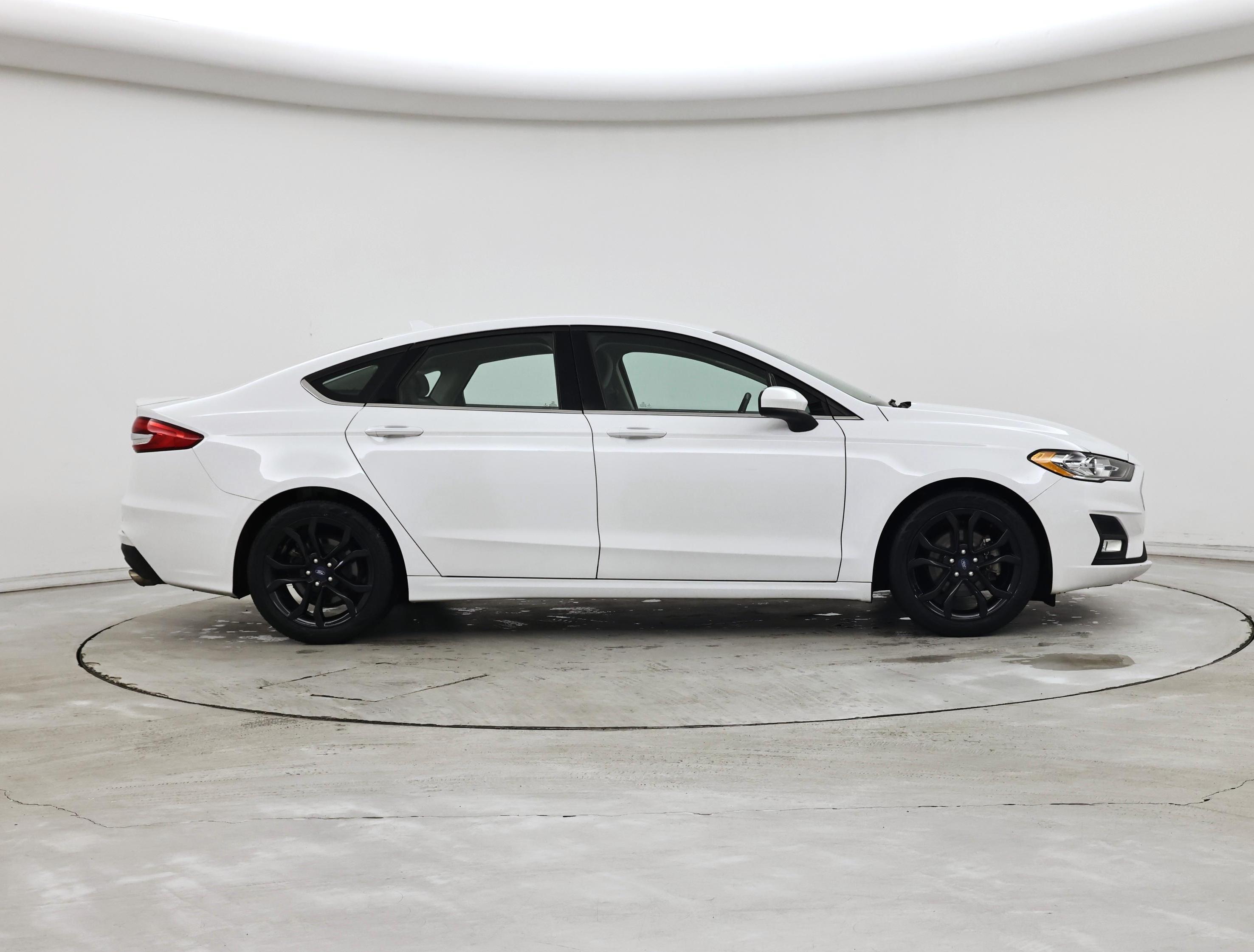 Thumbnail: 2019 Ford Fusion - 7