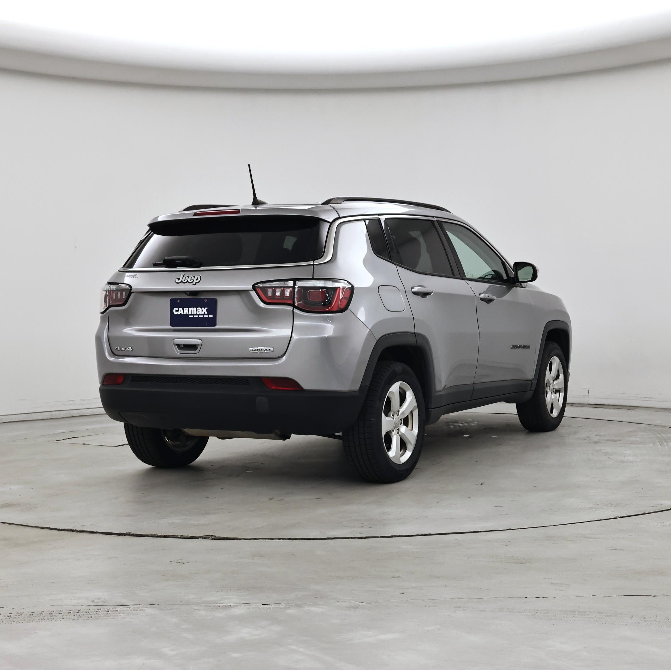 Thumbnail: 2018 Jeep Compass - 8