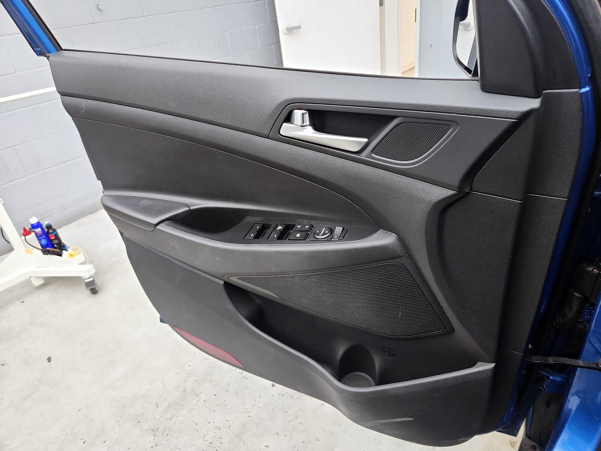 Thumbnail: 2019 Hyundai Tucson - 12