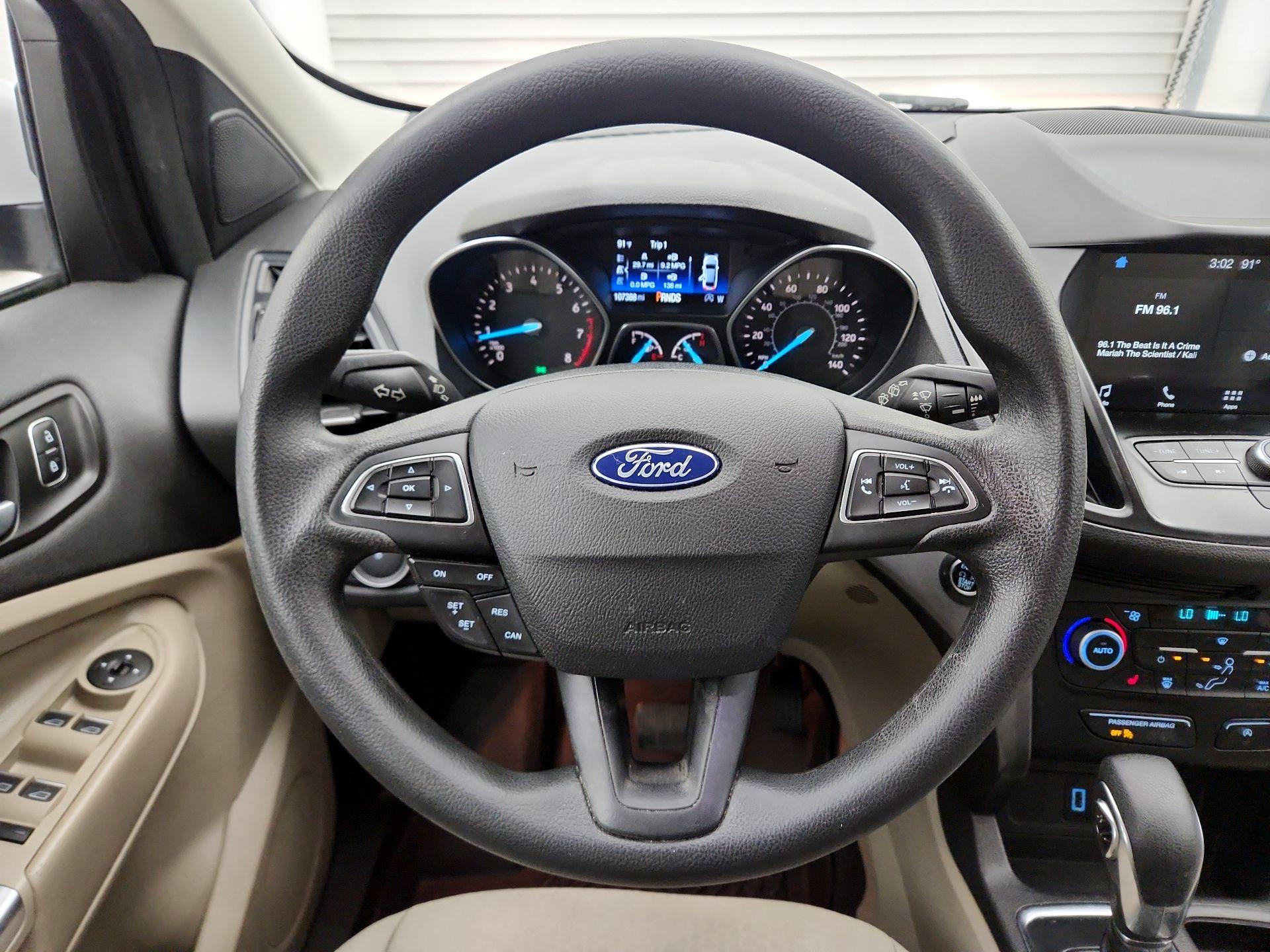 Thumbnail: 2019 Ford Escape - 10
