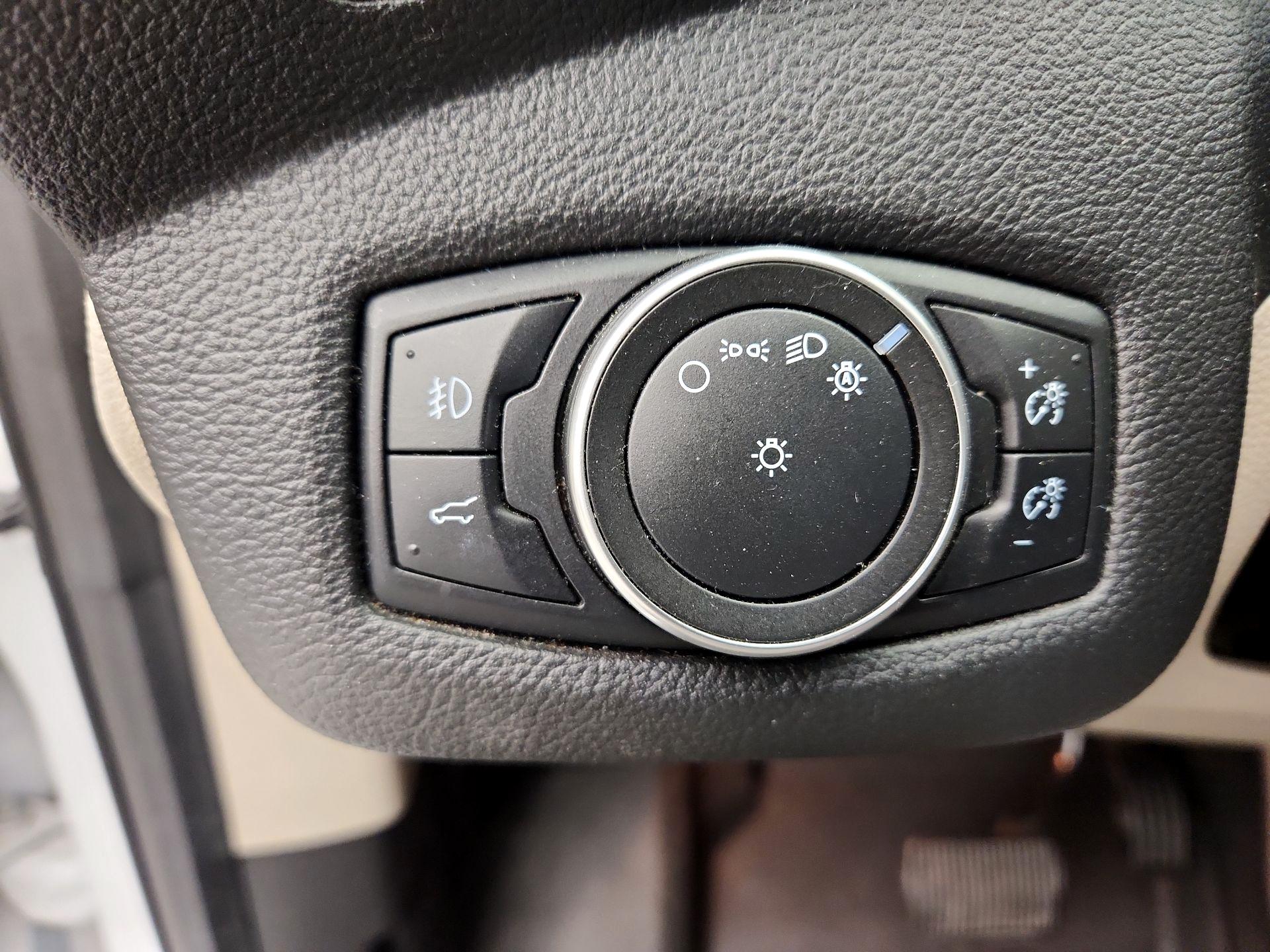 Thumbnail: 2019 Ford Escape - 13