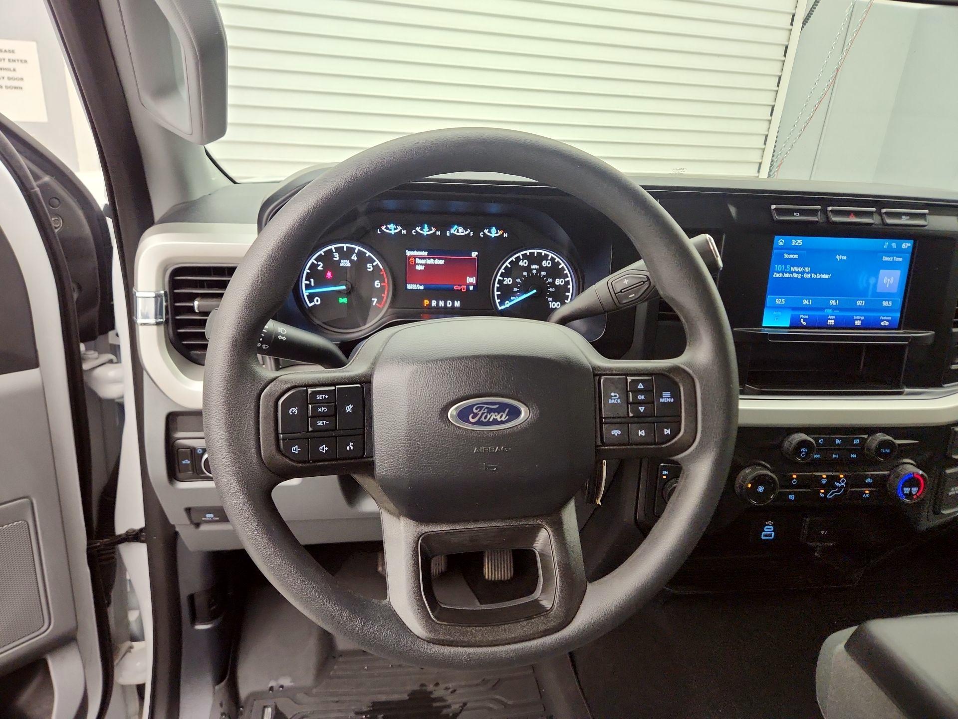 Thumbnail: 2024 Ford F-250 - 10