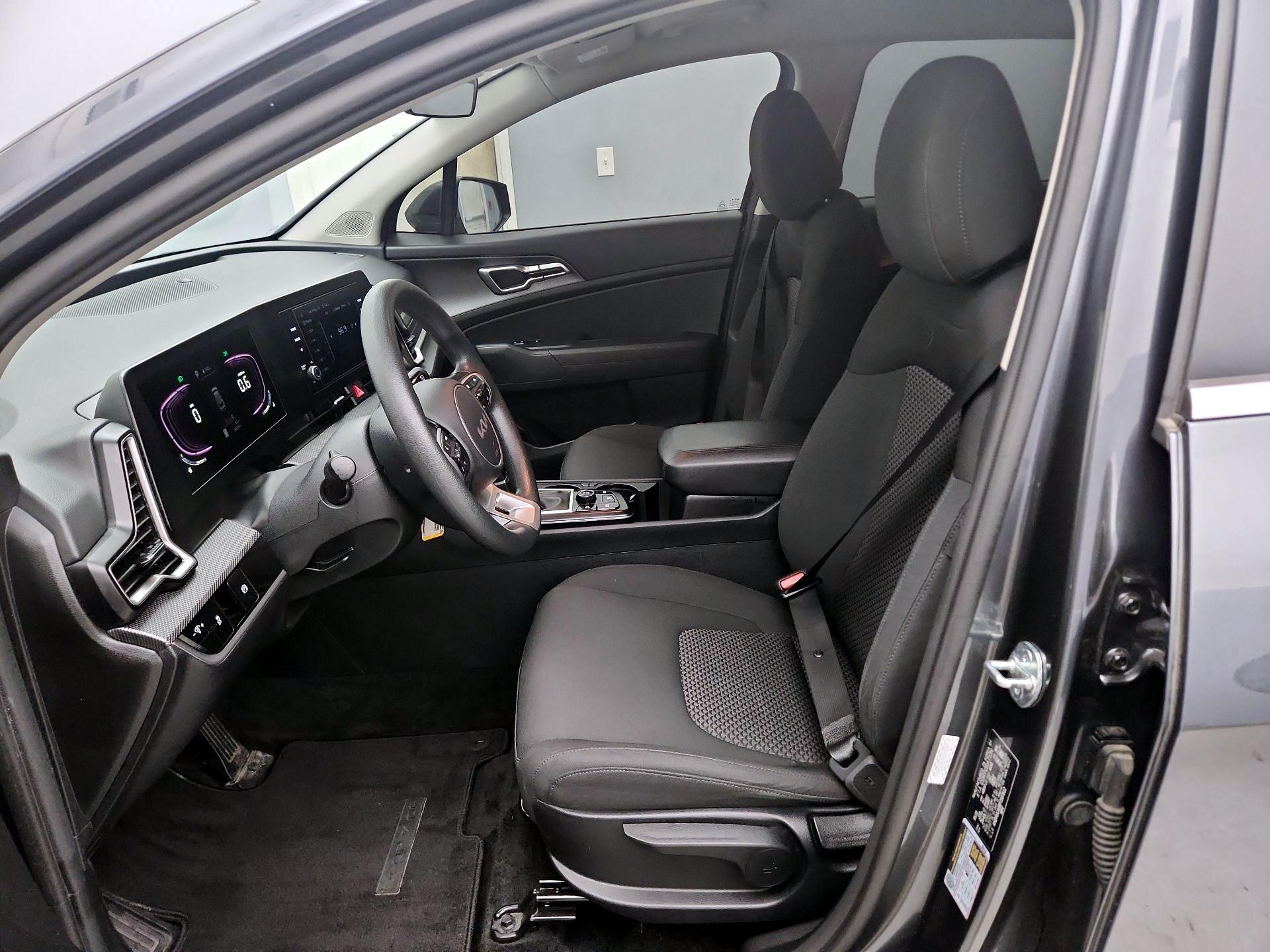 Thumbnail: 2023 Kia Sportage - 11