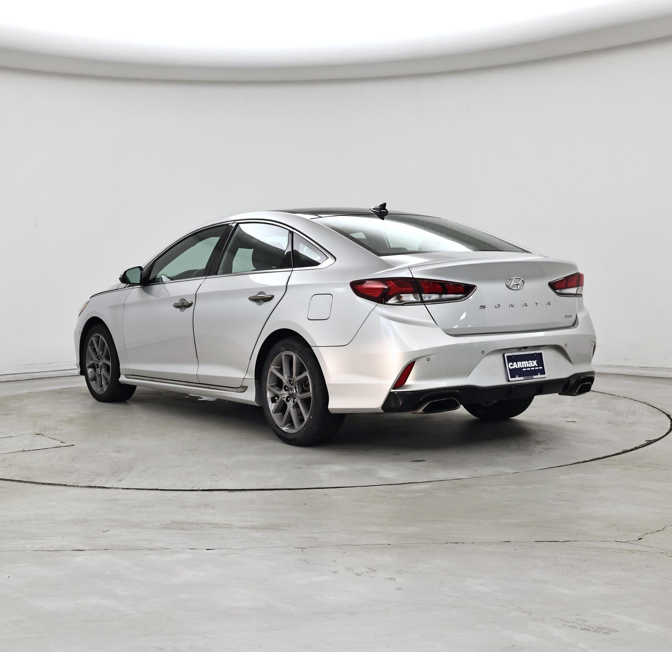 Thumbnail: 2018 Hyundai Sonata - 2