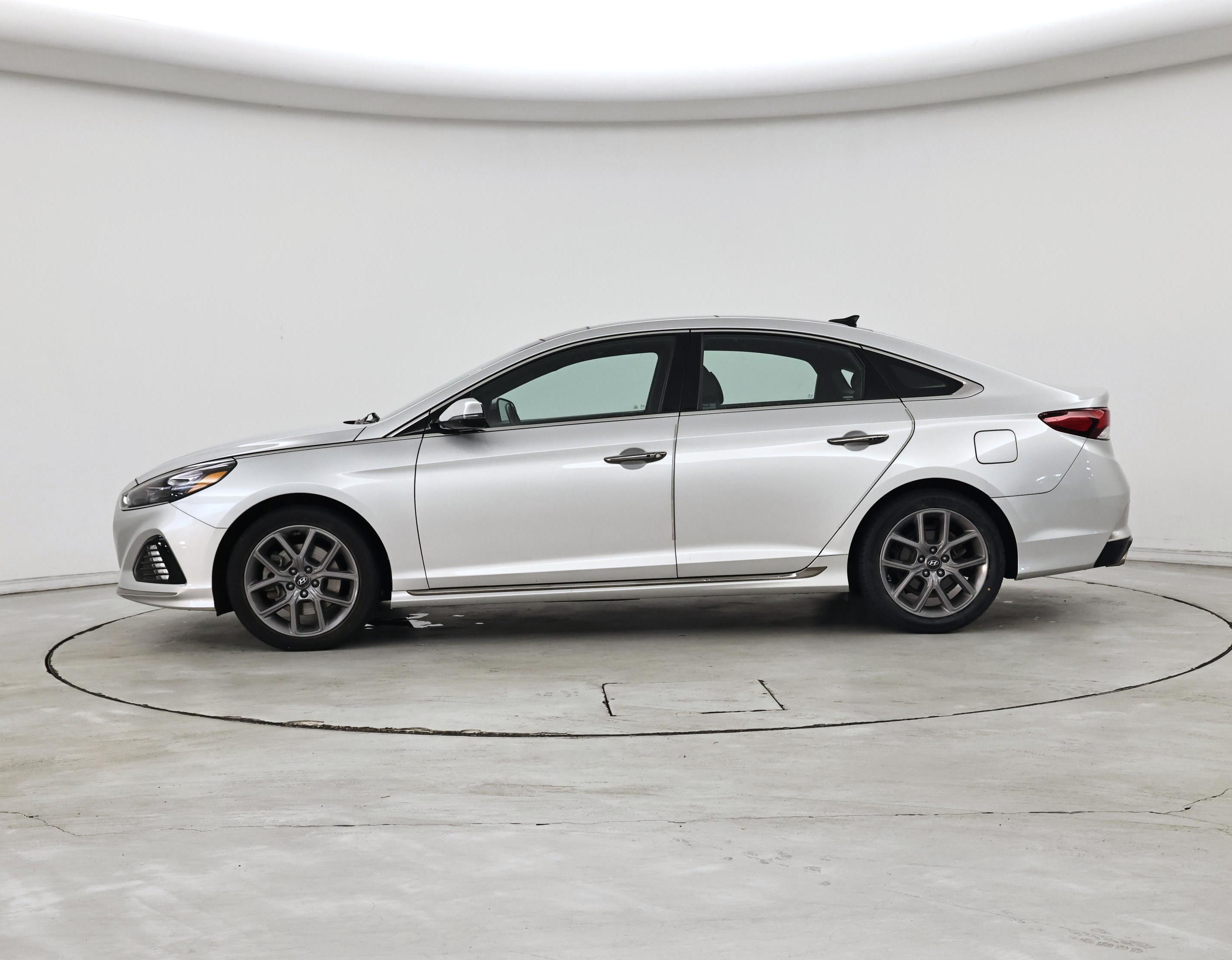 Thumbnail: 2018 Hyundai Sonata - 3