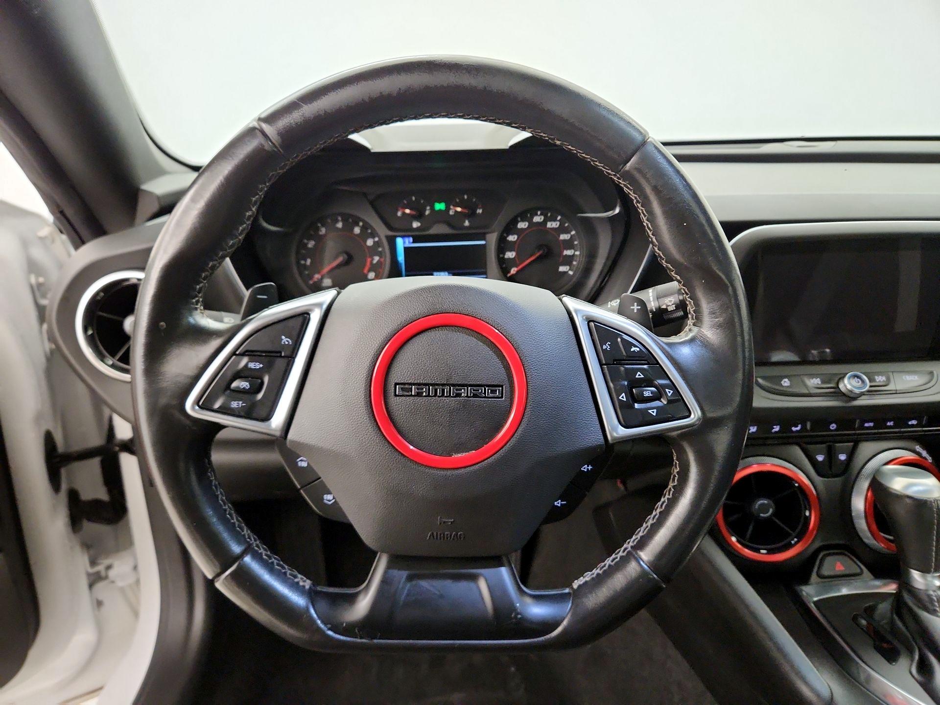 Thumbnail: 2018 Chevrolet Camaro - 10