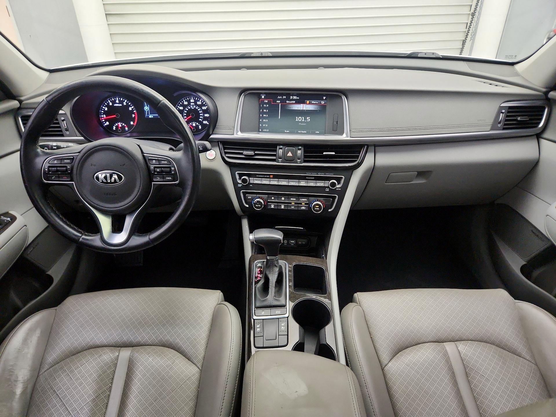Thumbnail: 2016 Kia Optima - 9