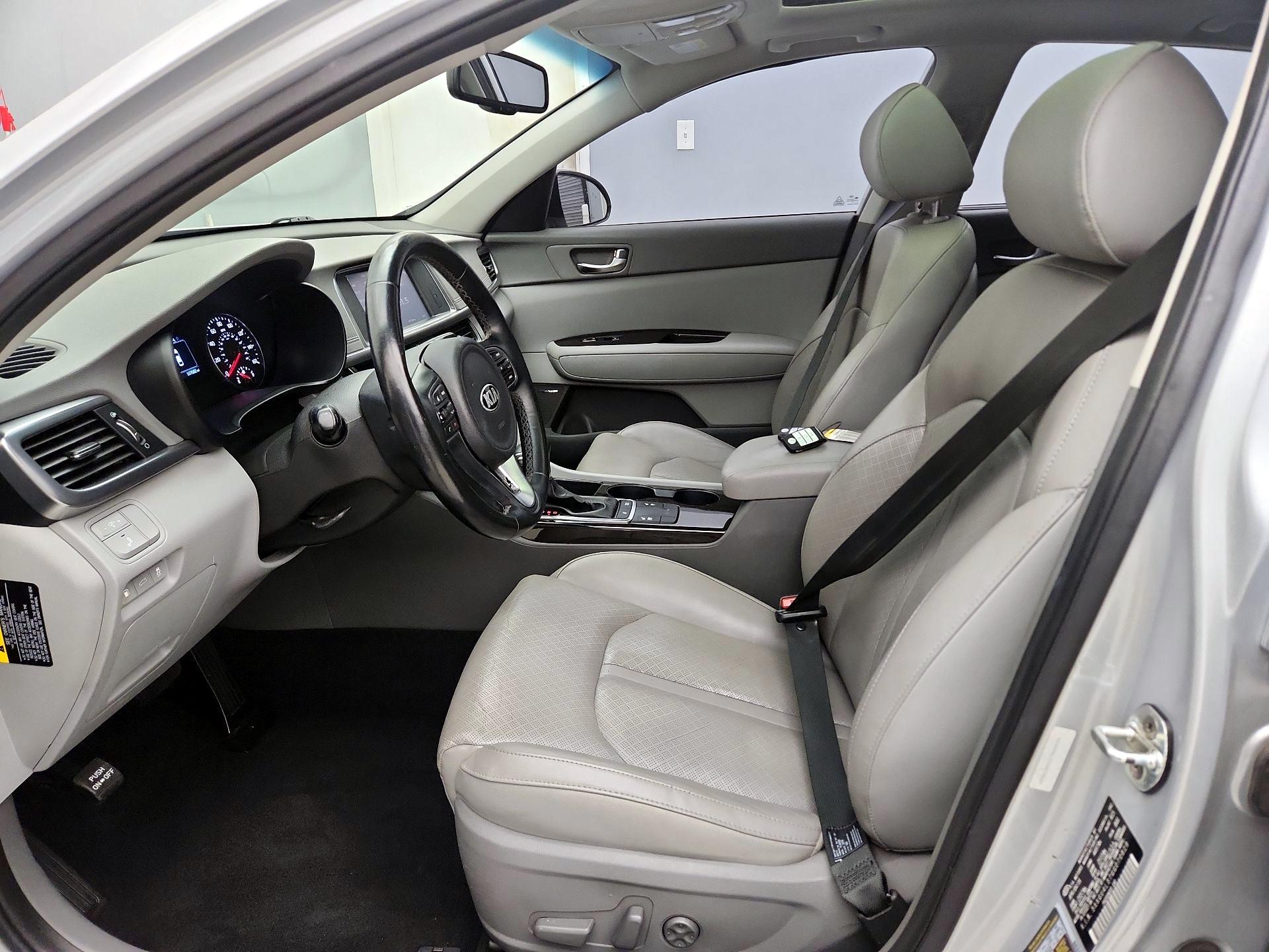 Thumbnail: 2016 Kia Optima - 11