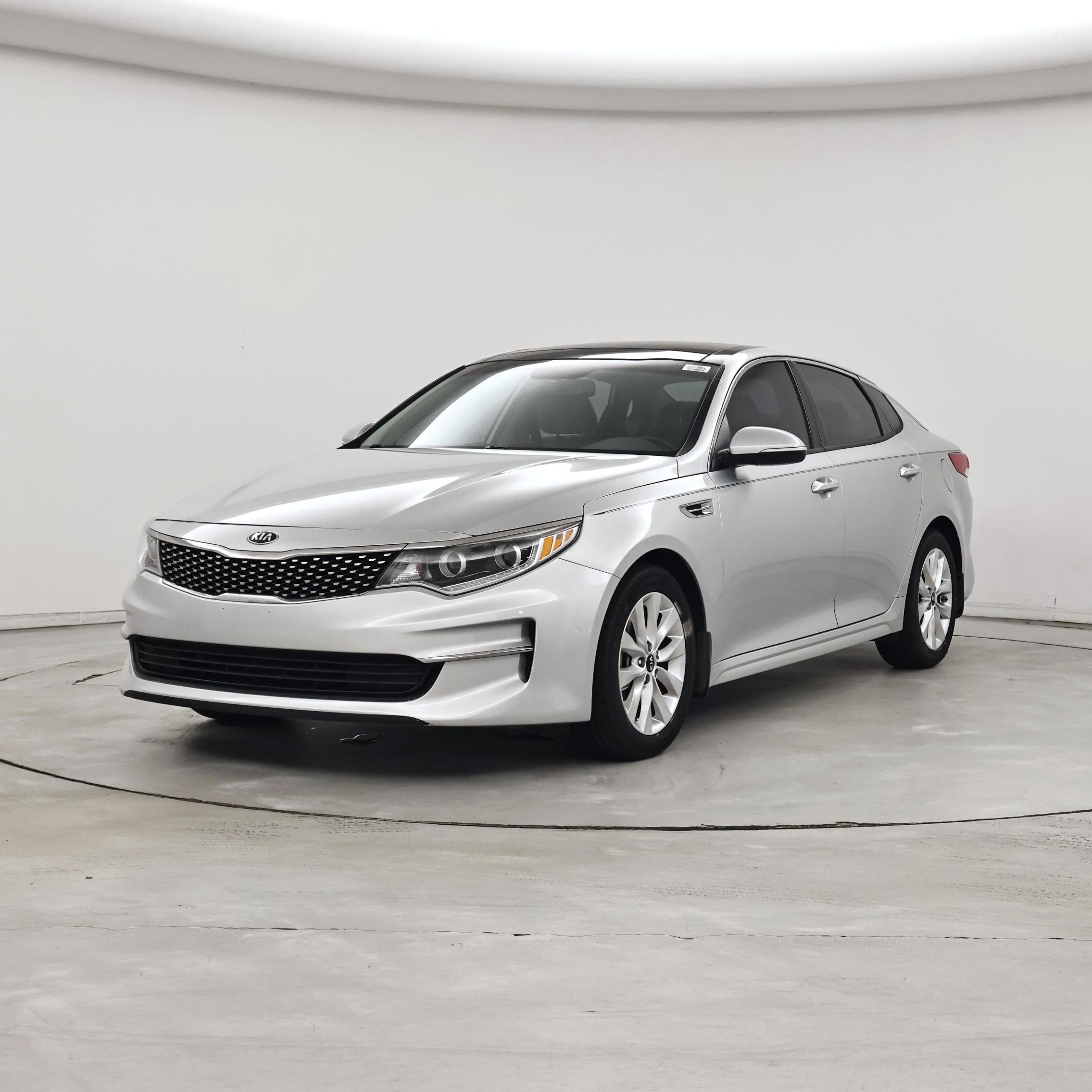 Thumbnail: 2016 Kia Optima - 4