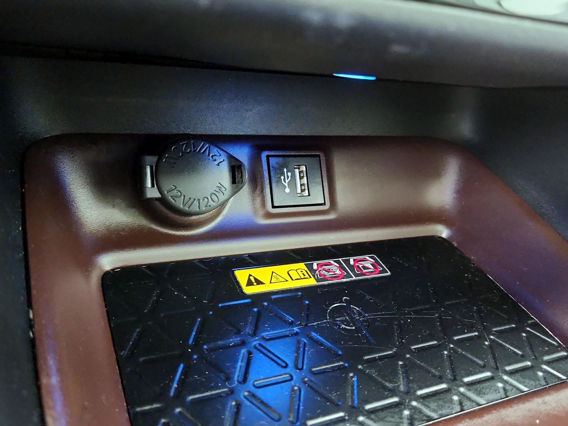Thumbnail: 2024 Toyota RAV4 - 18