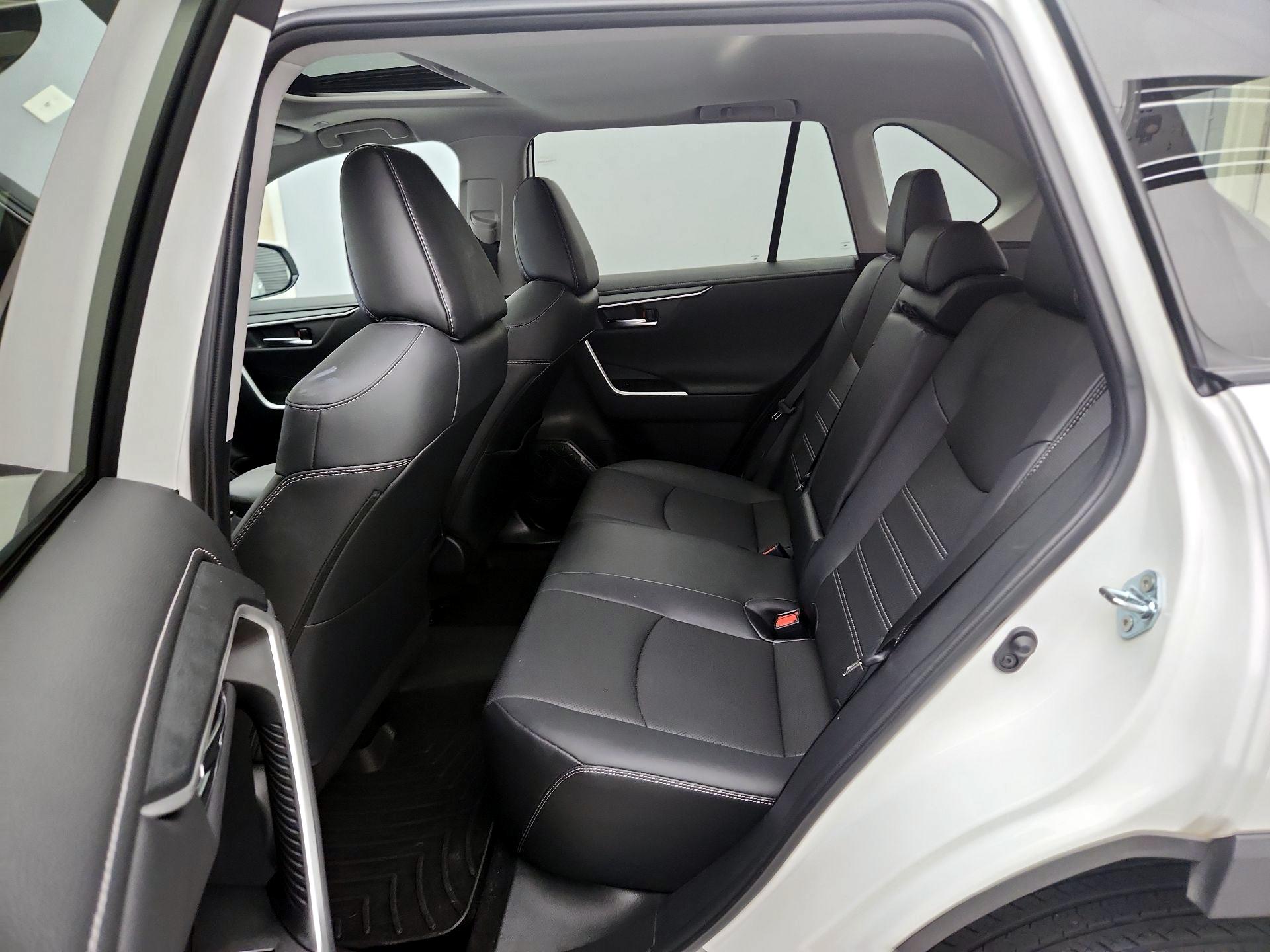 Thumbnail: 2024 Toyota RAV4 - 20