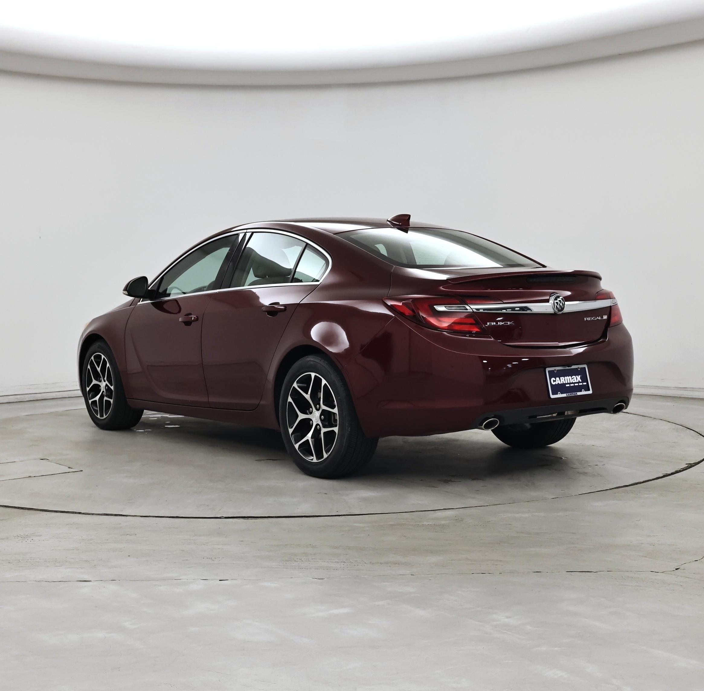 Thumbnail: 2017 Buick Regal - 2