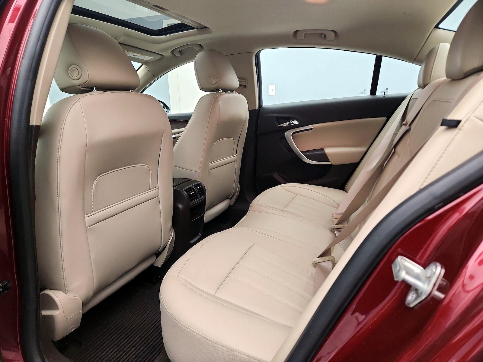 2017 Buick Regal Sport Touring - Photo 21