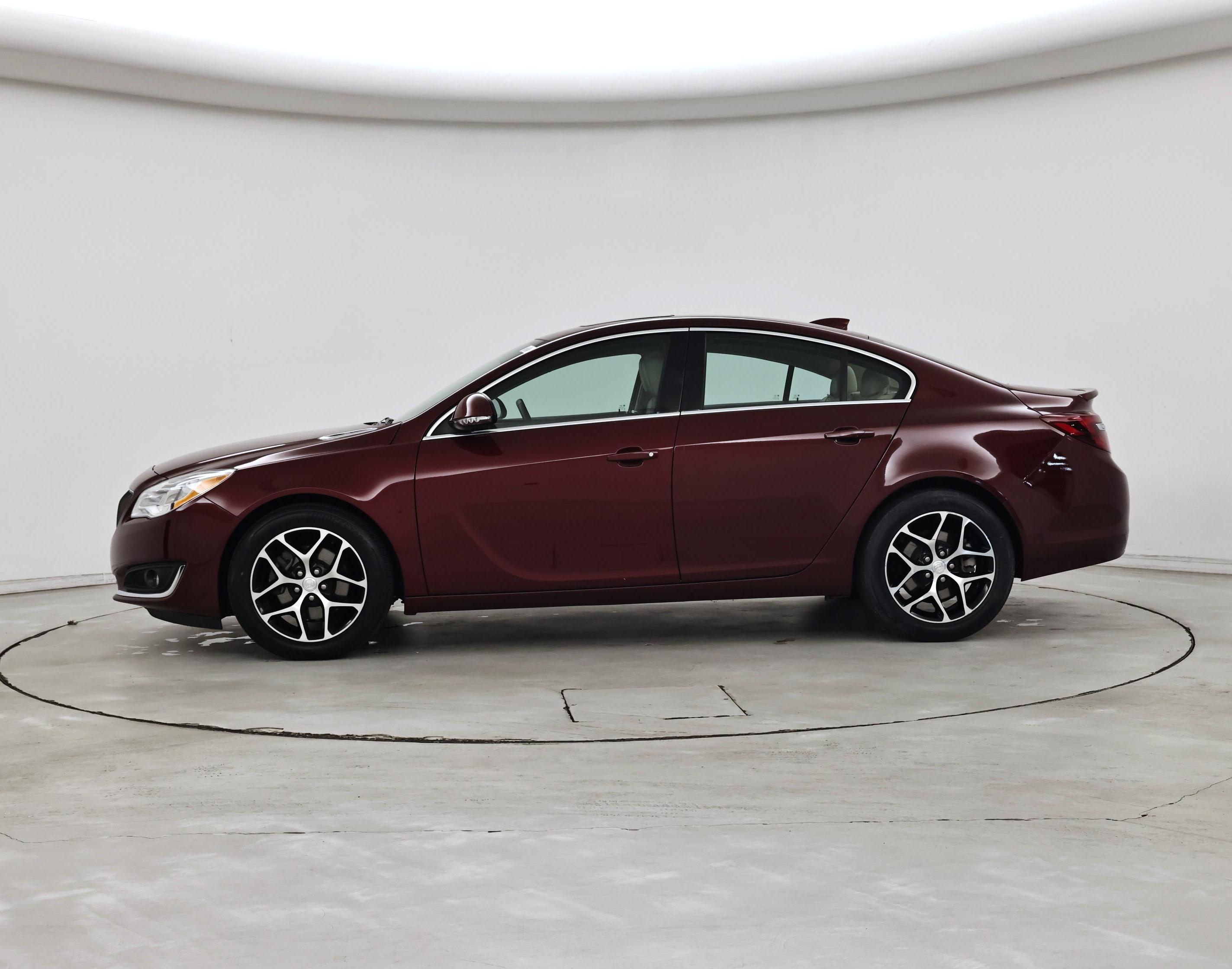 Thumbnail: 2017 Buick Regal - 3