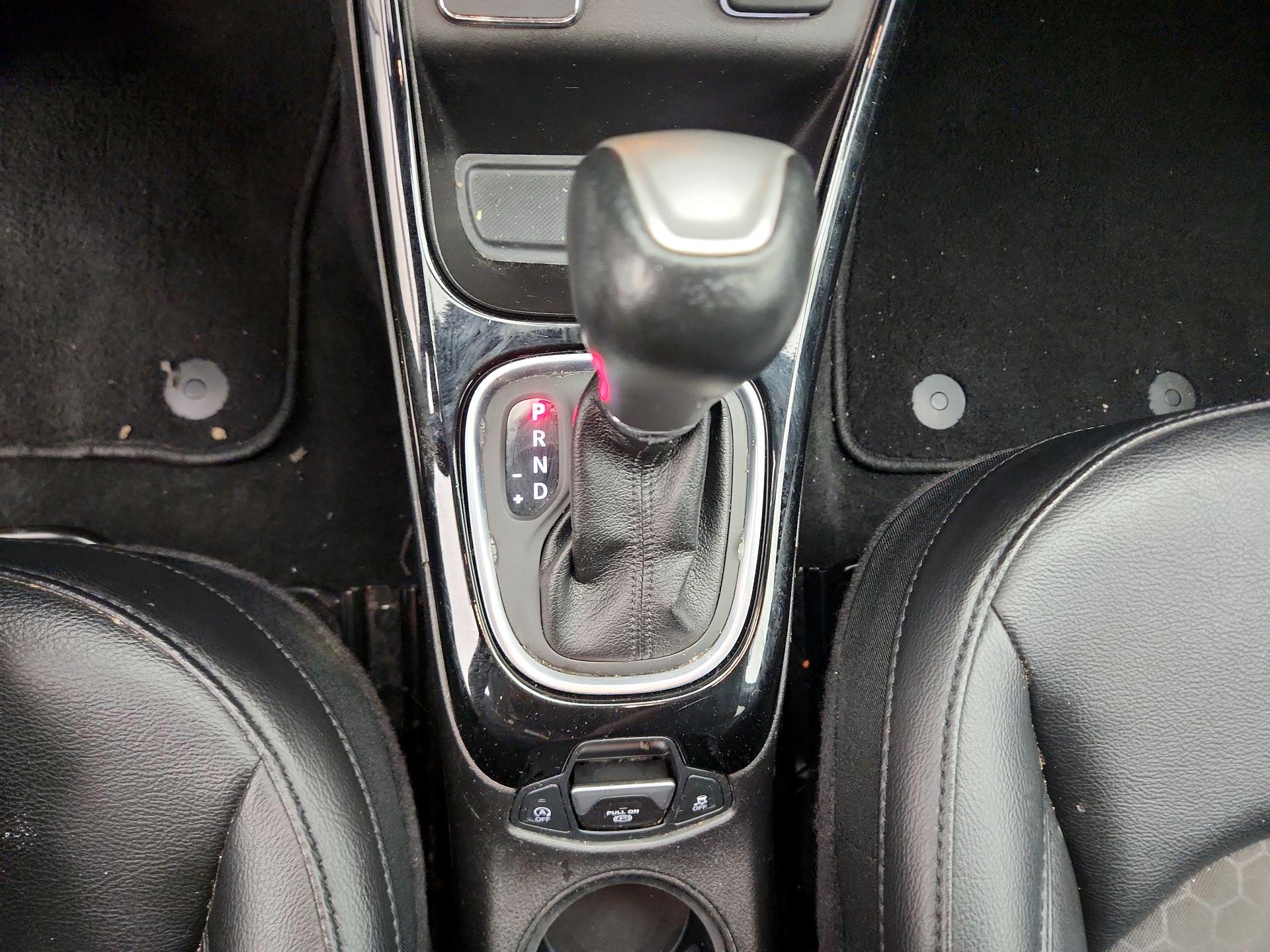 Thumbnail: 2019 Jeep Compass - 17