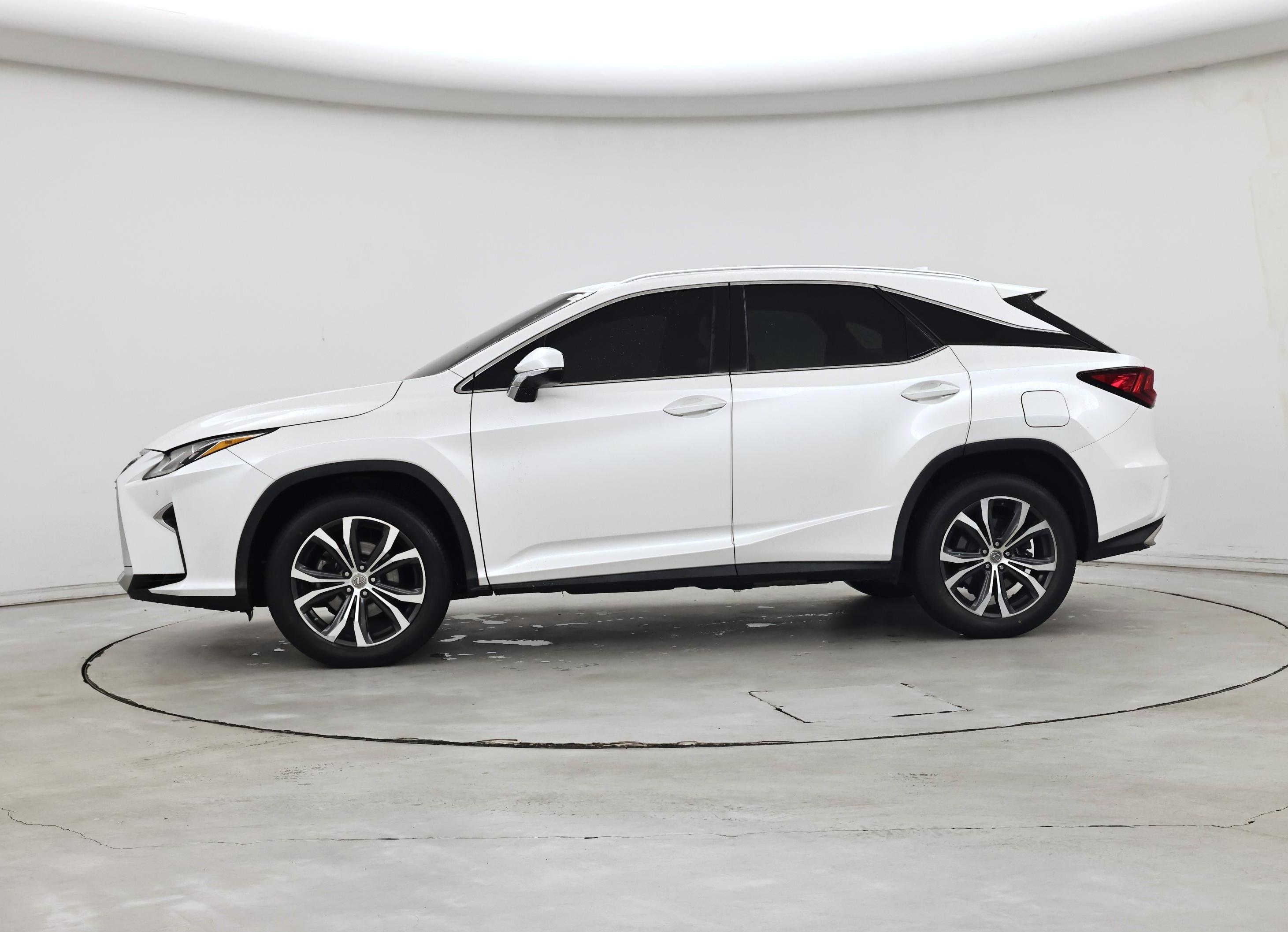 Thumbnail: 2017 Lexus RX - 3