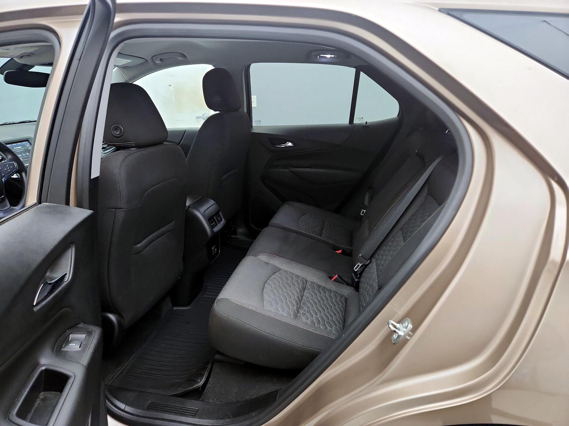 Thumbnail: 2019 Chevrolet Equinox - 19