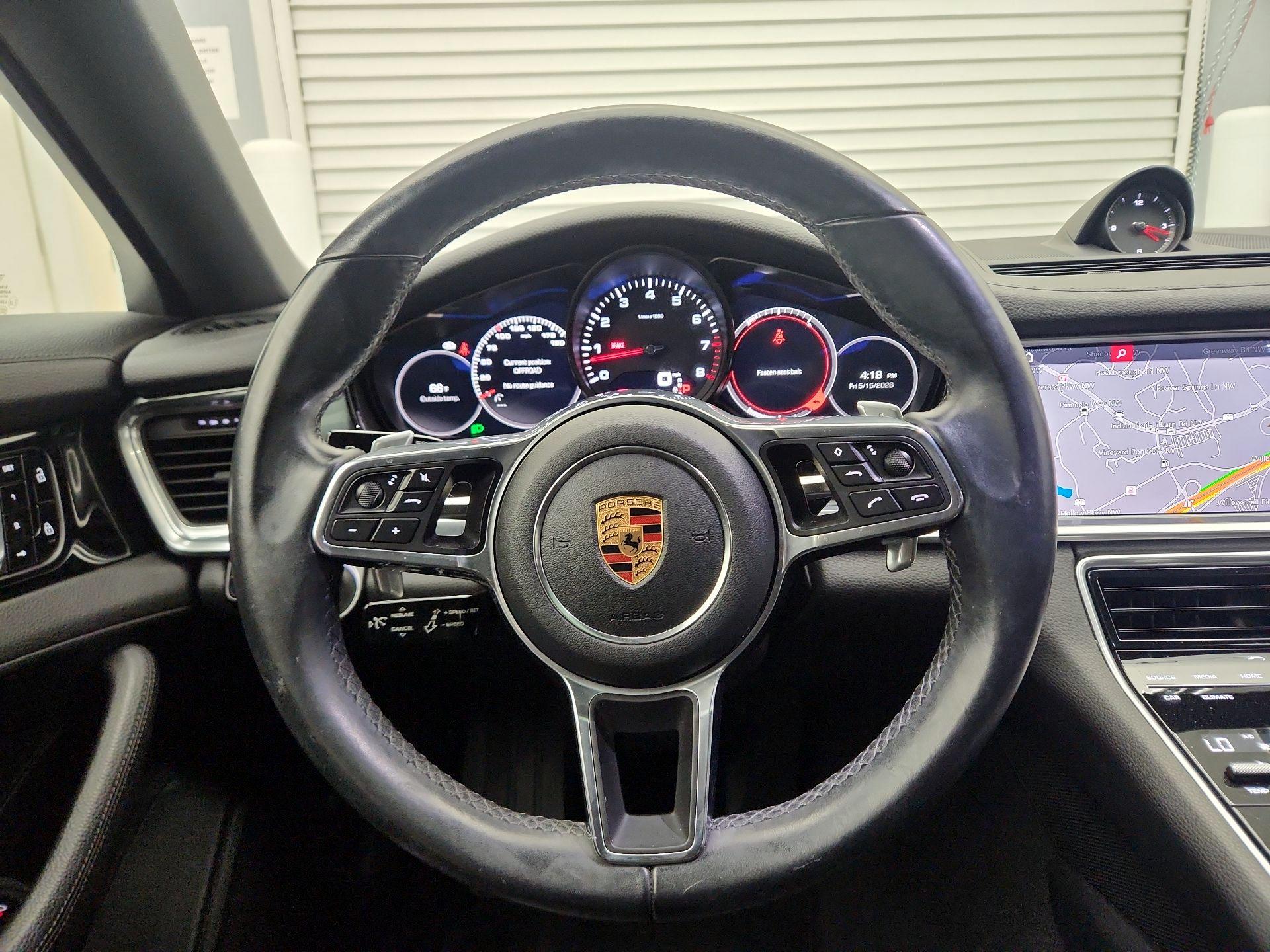 Thumbnail: 2019 Porsche Panamera - 10