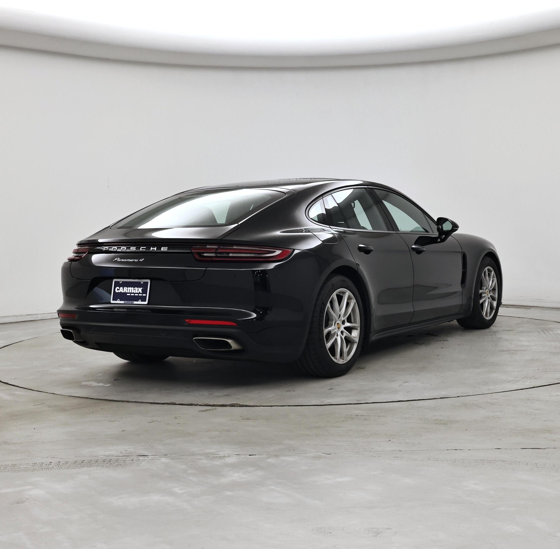 Thumbnail: 2019 Porsche Panamera - 8