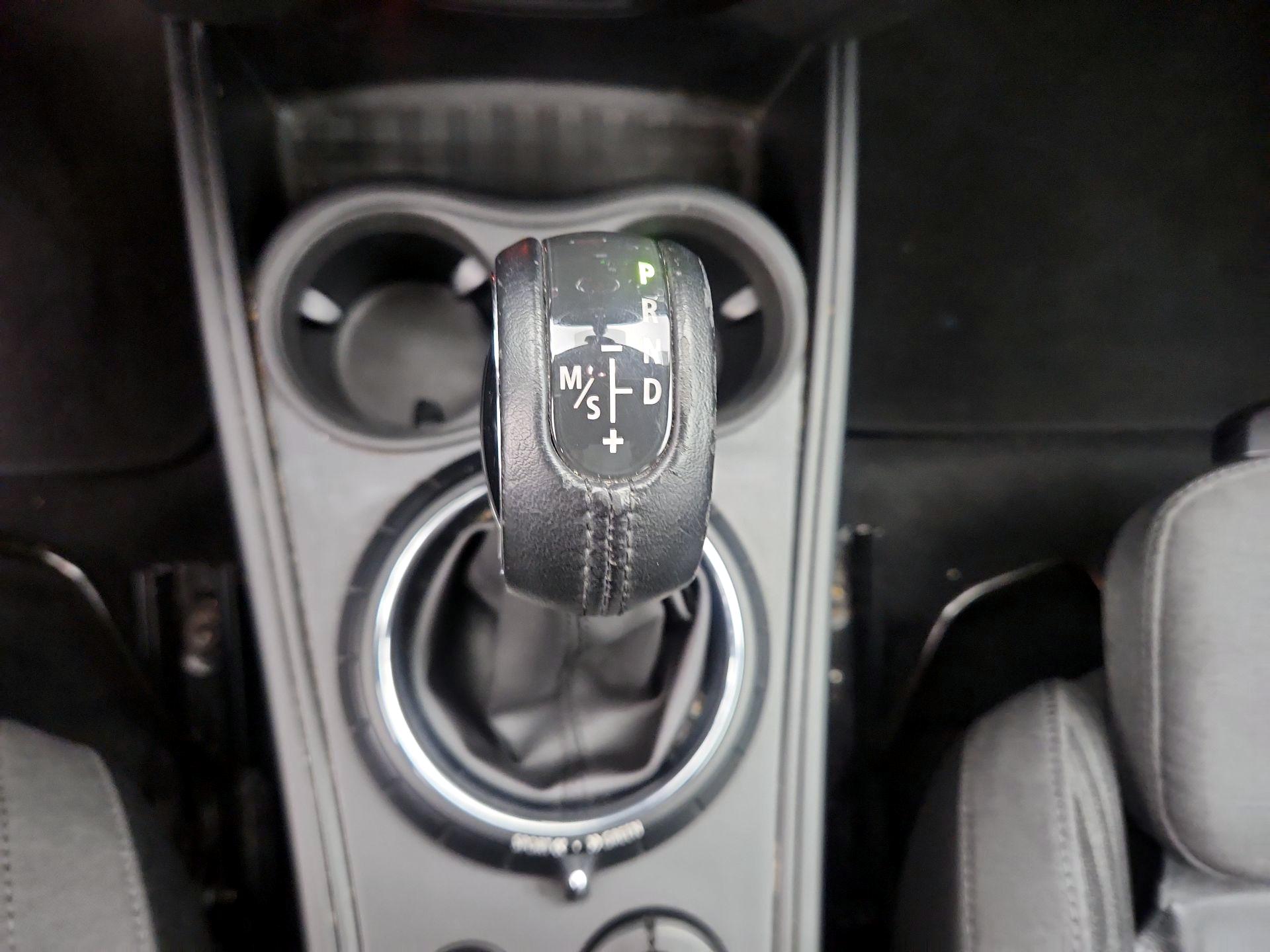 Thumbnail: 2017 MINI Cooper Countryman - 18