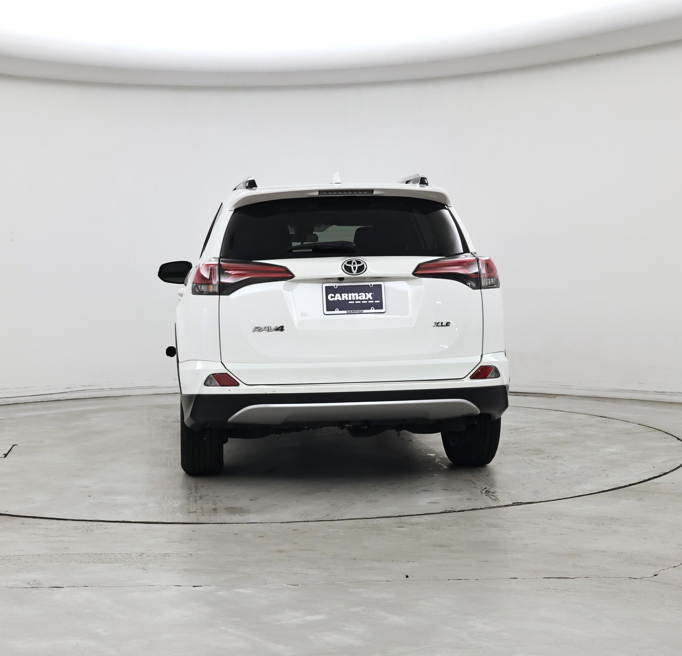 Thumbnail: 2018 Toyota RAV4 - 6