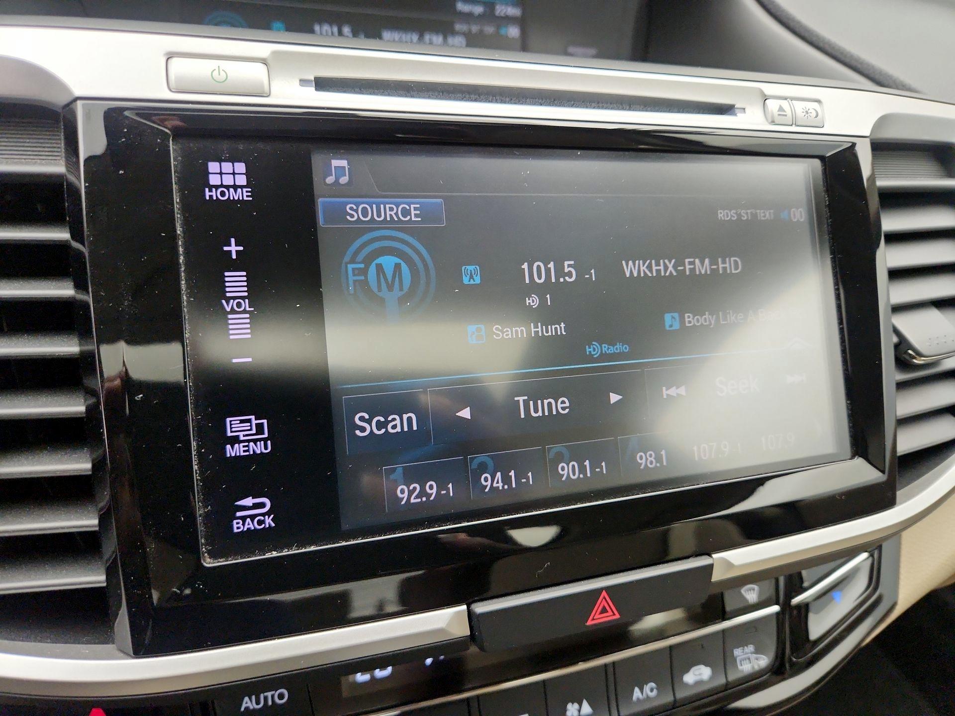Thumbnail: 2016 Honda Accord - 15