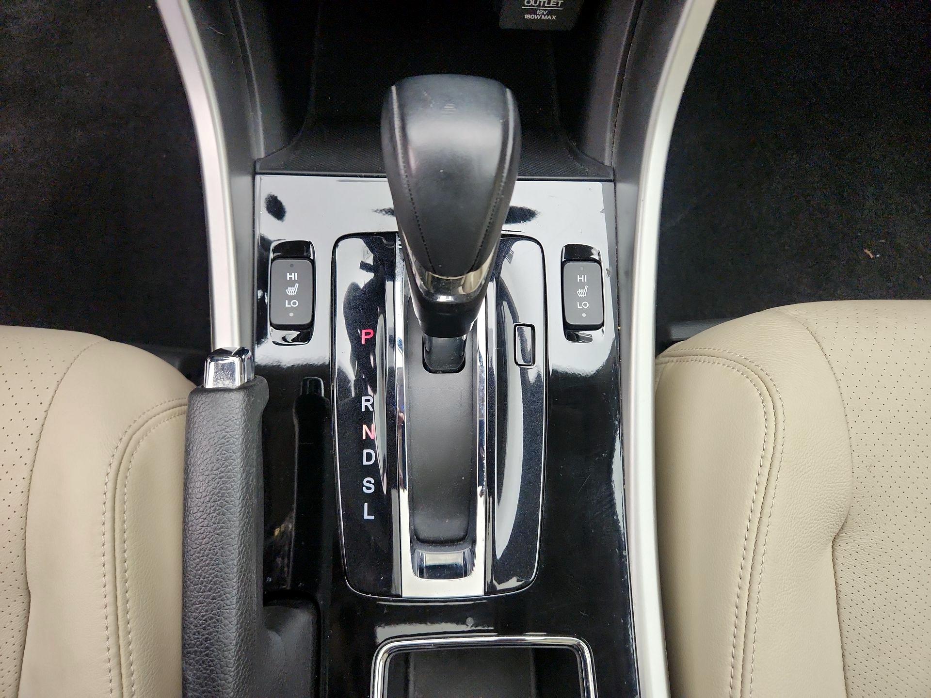 Thumbnail: 2016 Honda Accord - 17