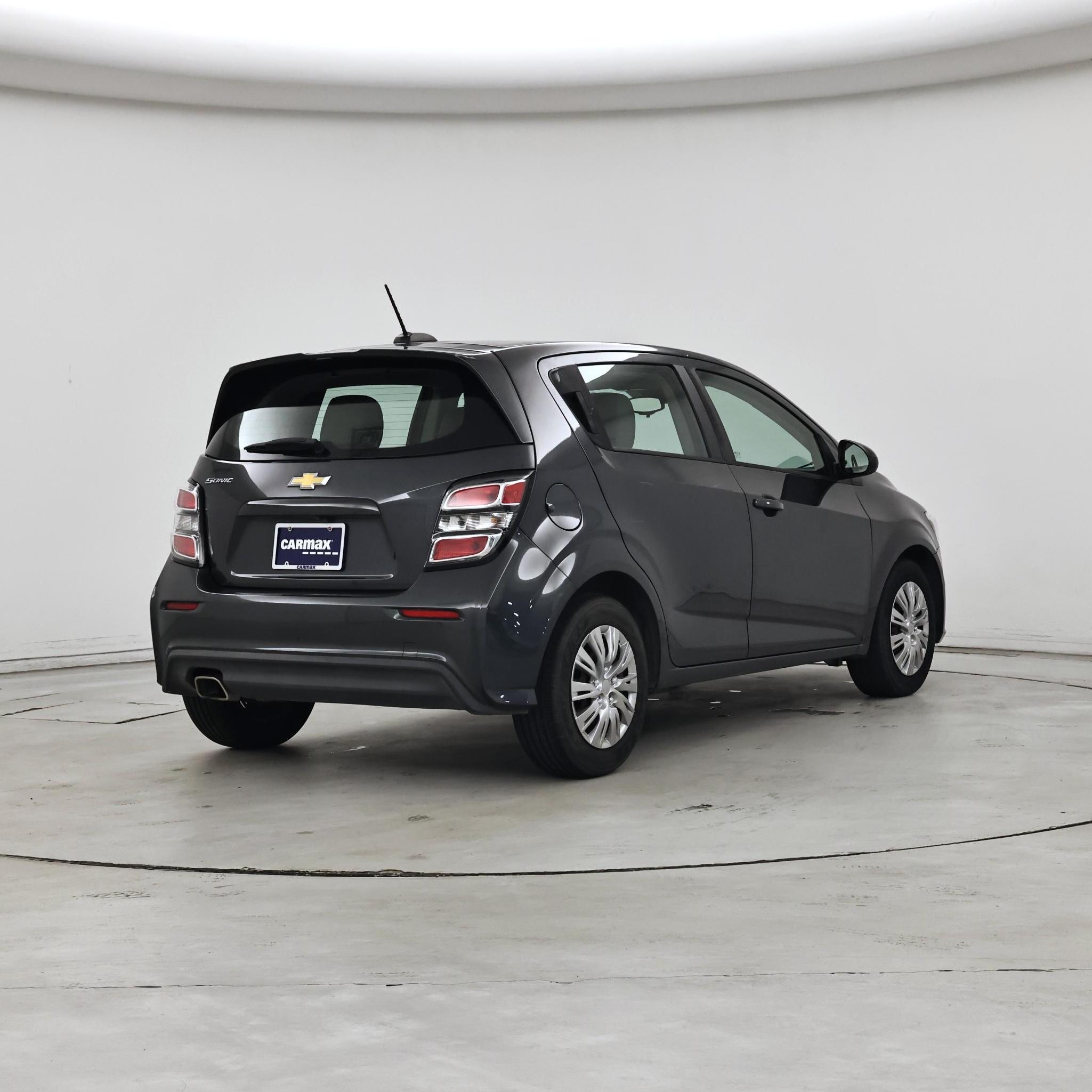 Thumbnail: 2020 Chevrolet Sonic - 8
