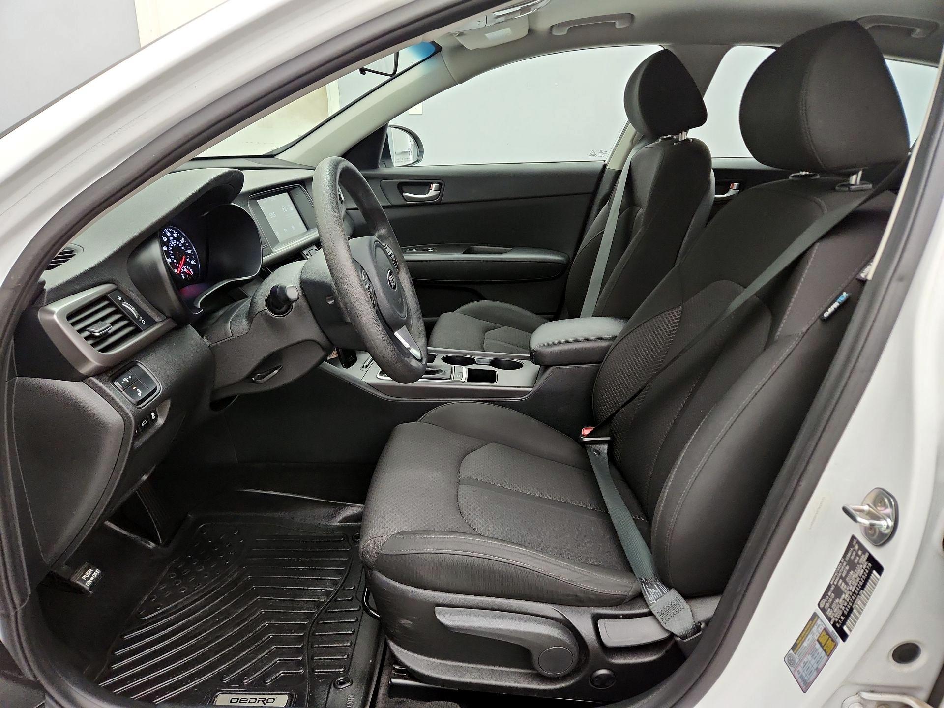 Thumbnail: 2018 Kia Optima - 11