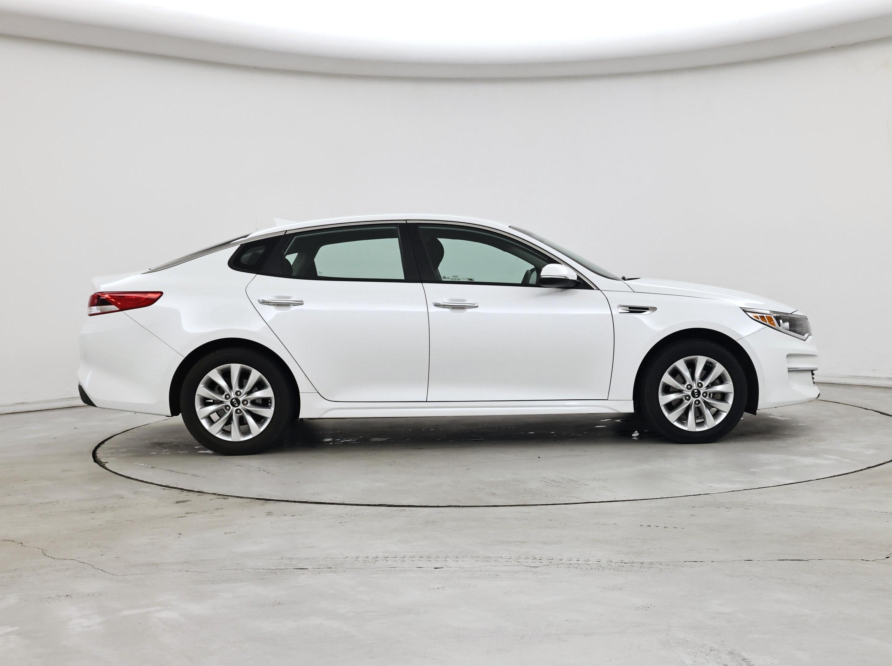Thumbnail: 2018 Kia Optima - 7