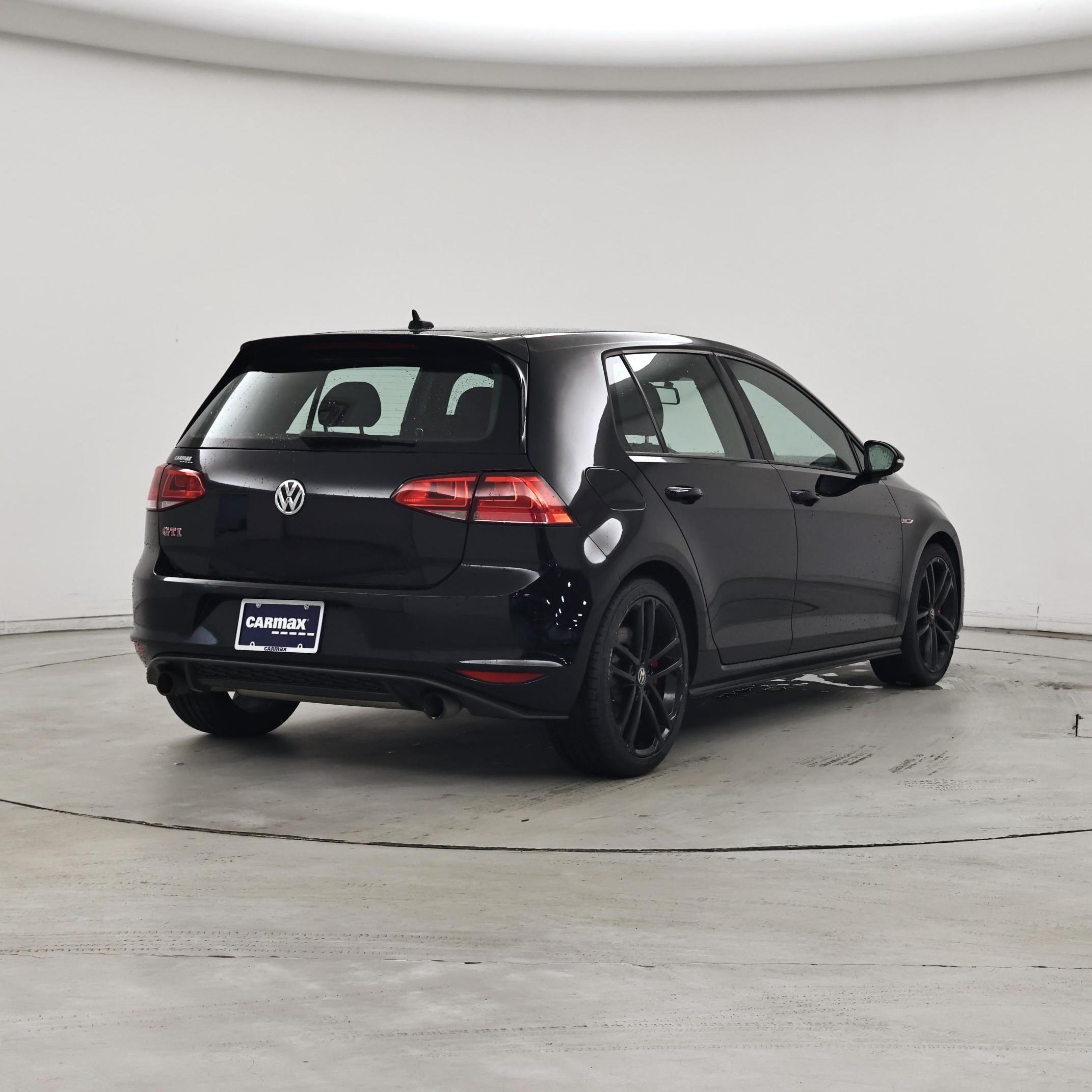 Thumbnail: 2017 Volkswagen Golf - 8