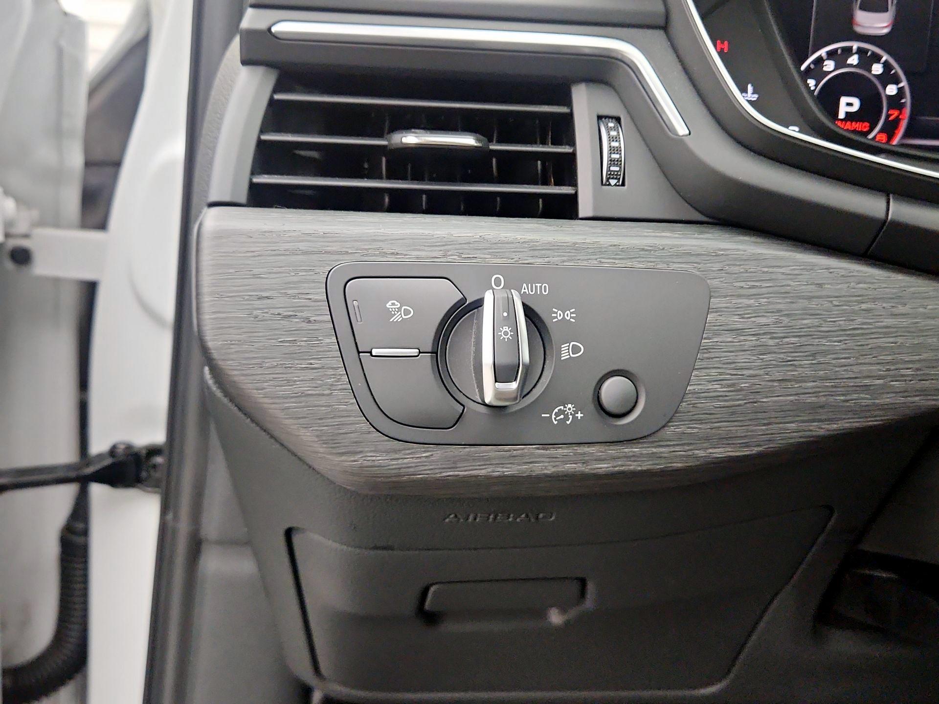 Thumbnail: 2019 Audi A4 - 13