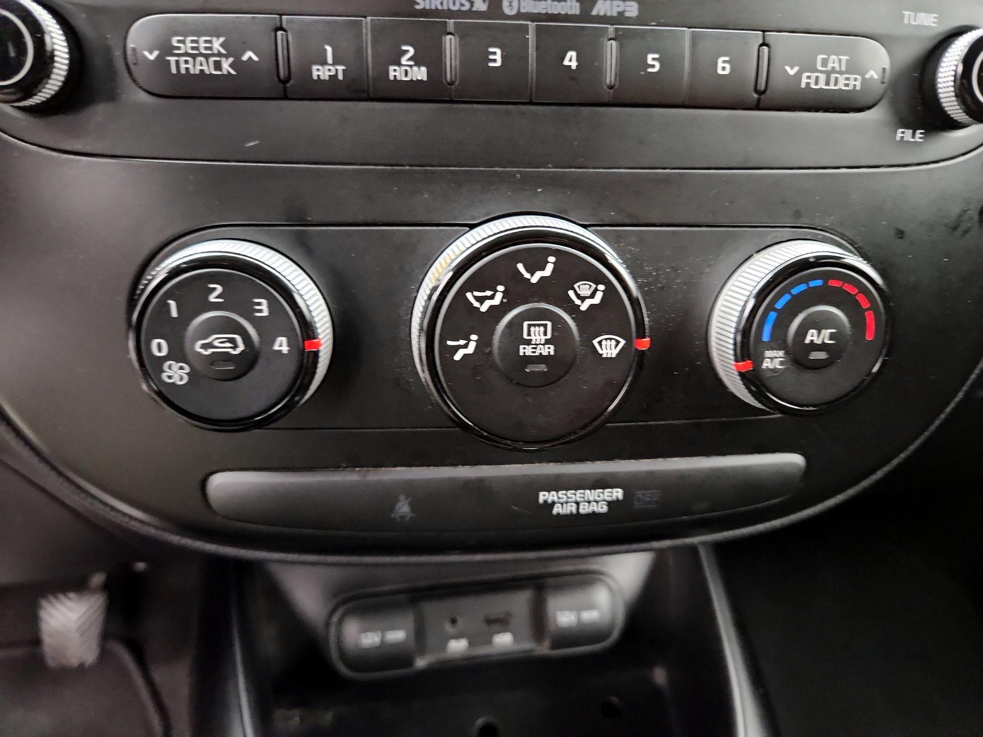 Thumbnail: 2014 Kia Soul - 15