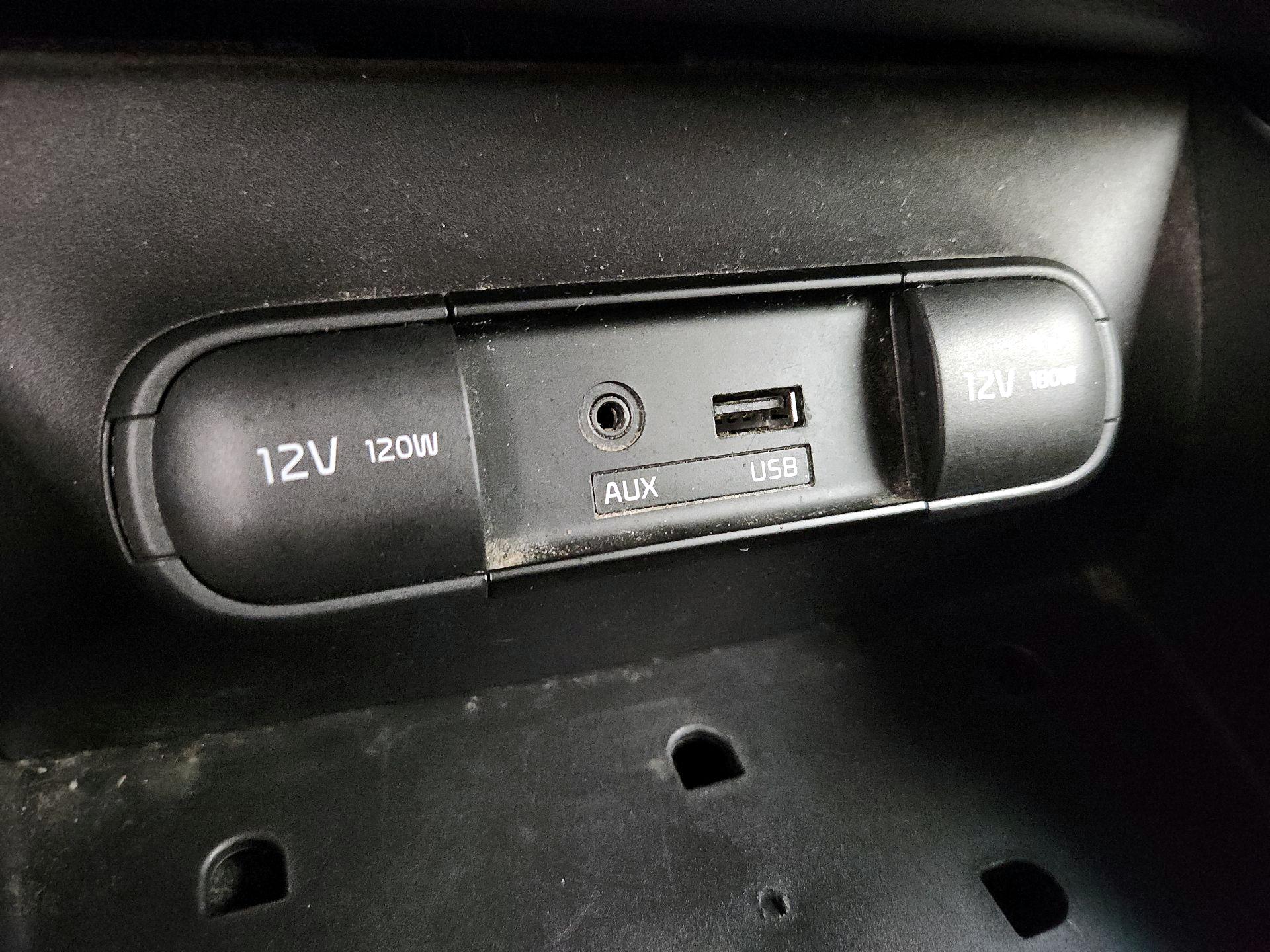 Thumbnail: 2014 Kia Soul - 17