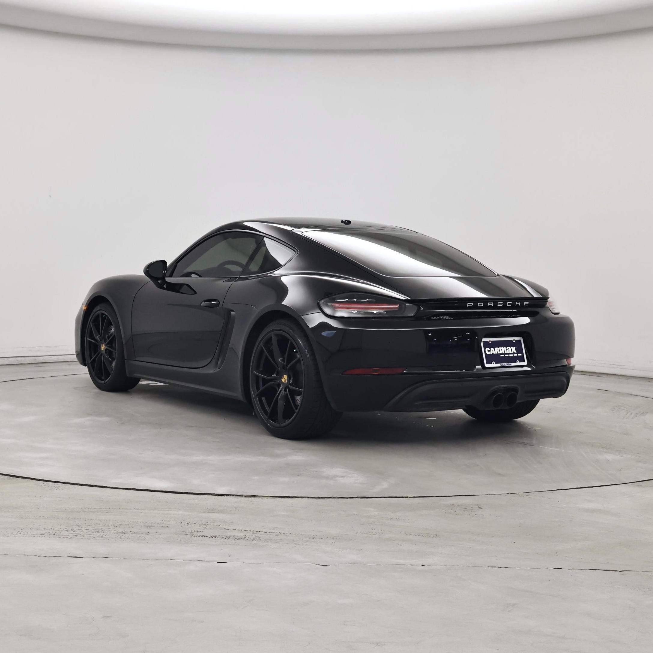 Thumbnail: 2018 Porsche 718 Cayman - 2