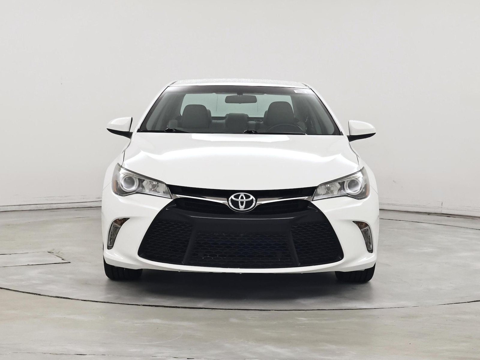 2016 Toyota Camry XSE - Photo 6