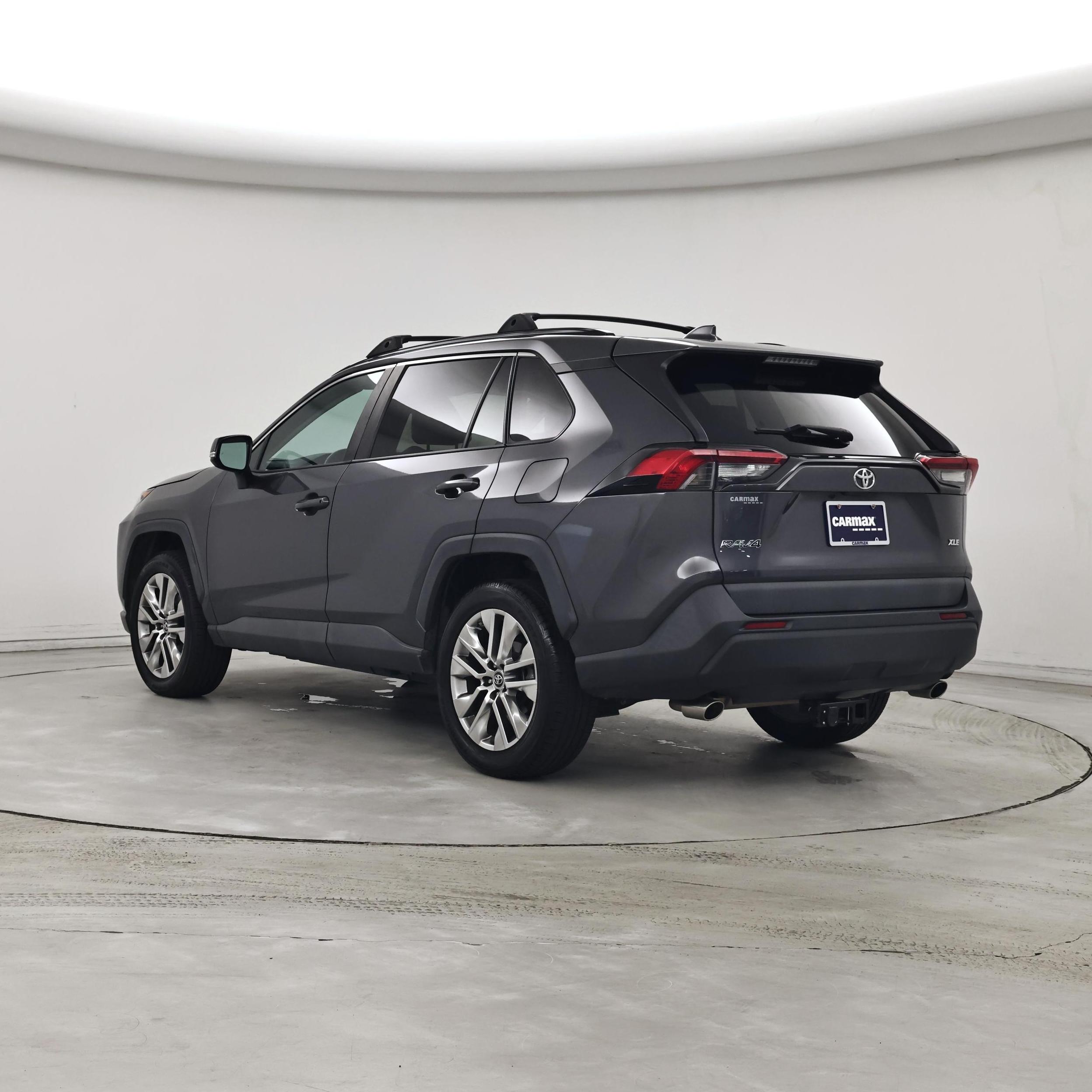 Thumbnail: 2019 Toyota RAV4 - 2