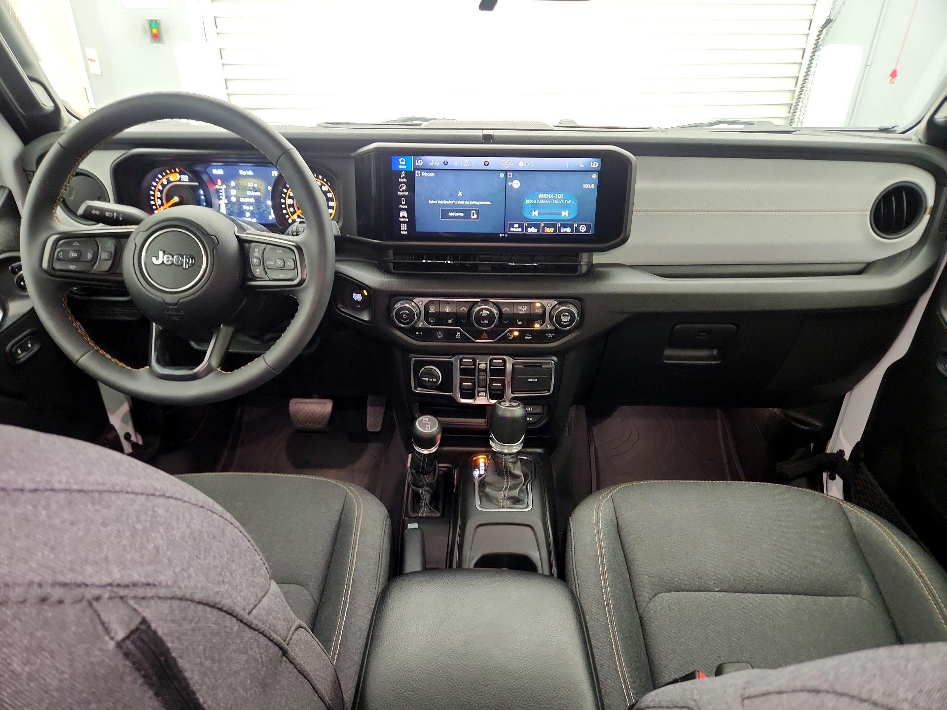 Thumbnail: 2024 Jeep Wrangler - 9