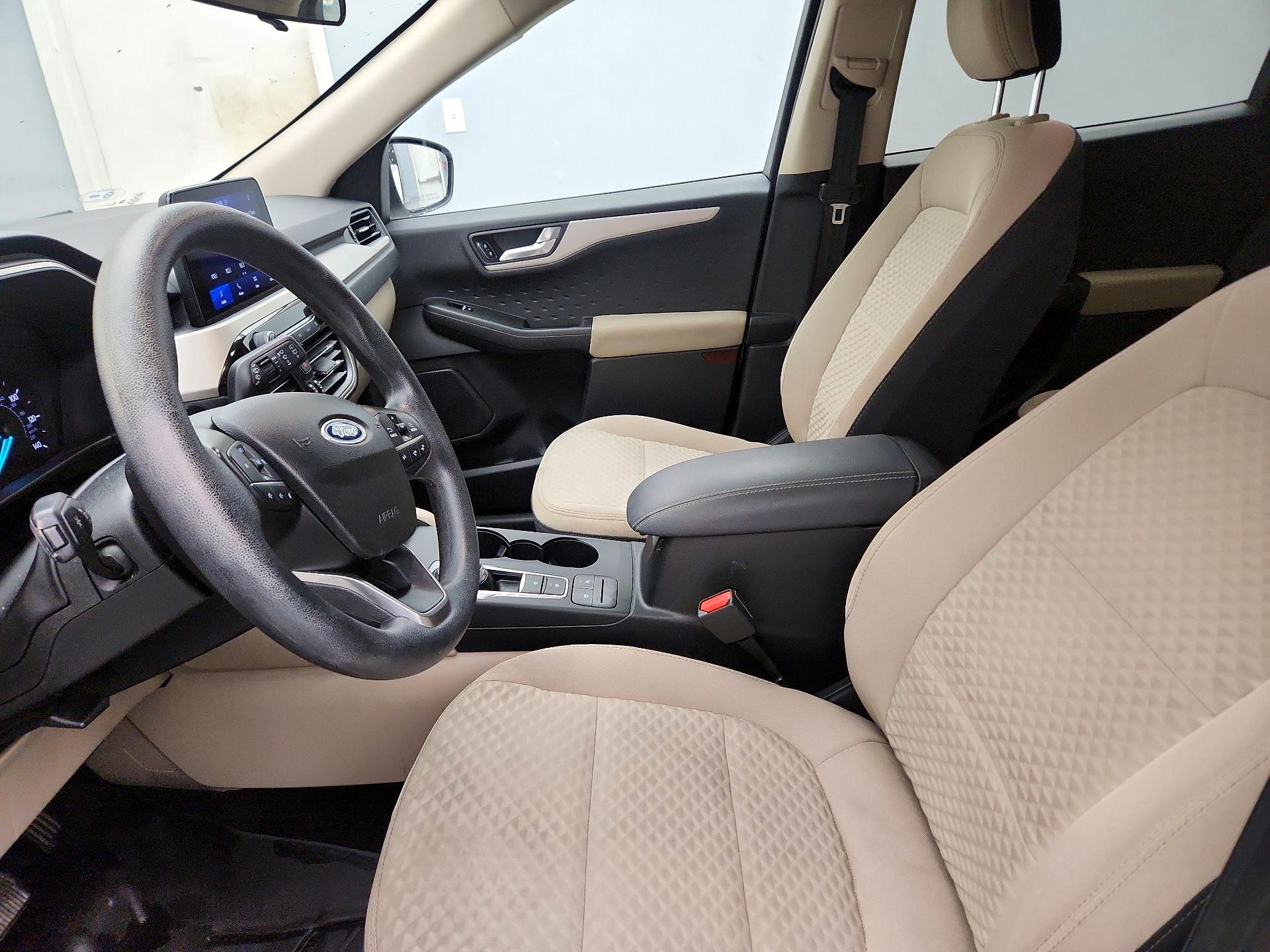 Thumbnail: 2020 Ford Escape - 11